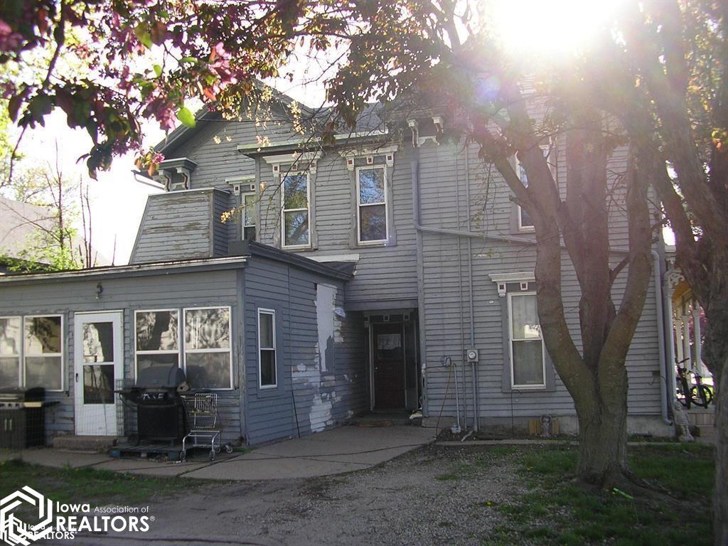 702 Locust Street, Atlantic, Iowa image 2
