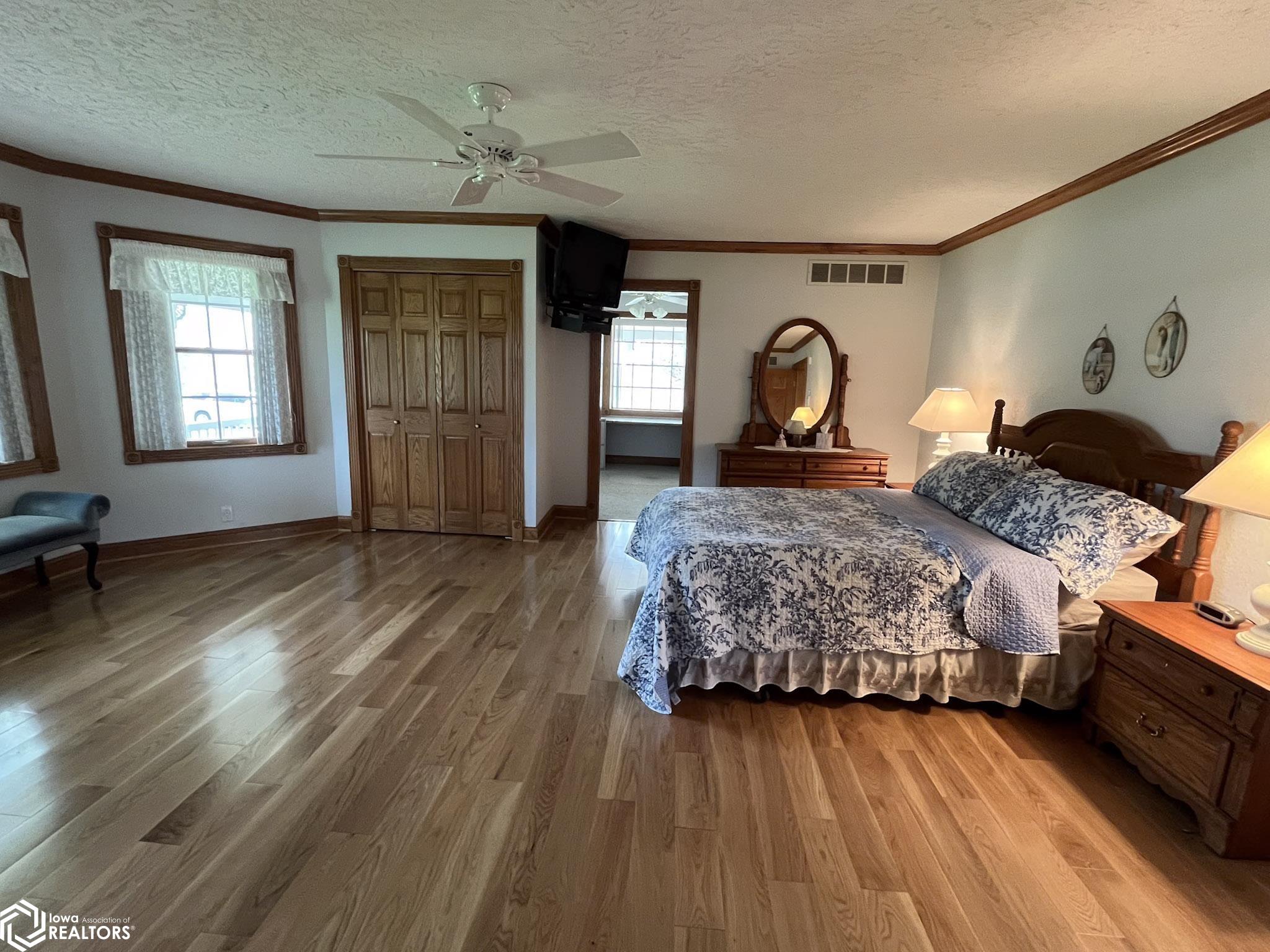1375 Clover, Creston, Iowa 50801, 4 Bedrooms Bedrooms, ,2 BathroomsBathrooms,Single Family,For Sale,Clover,6317149