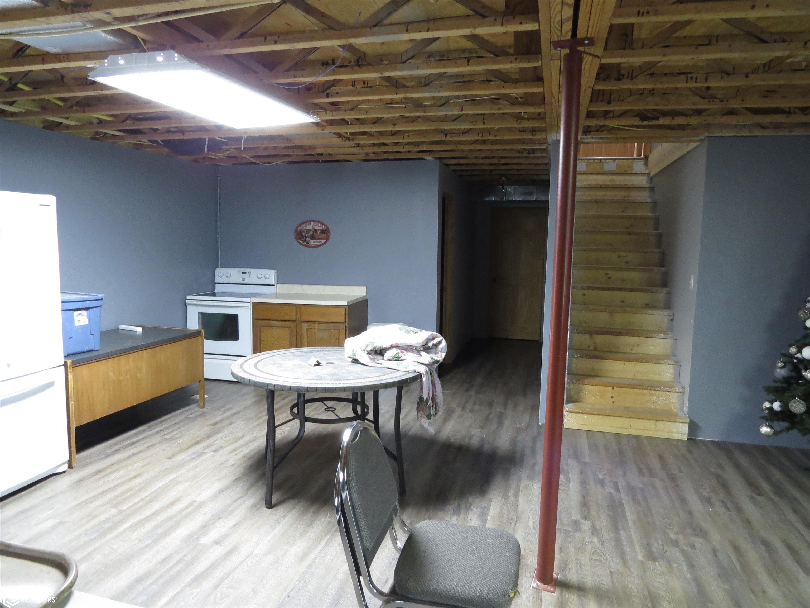 5176 Highway 63, Montezuma, Iowa image 32