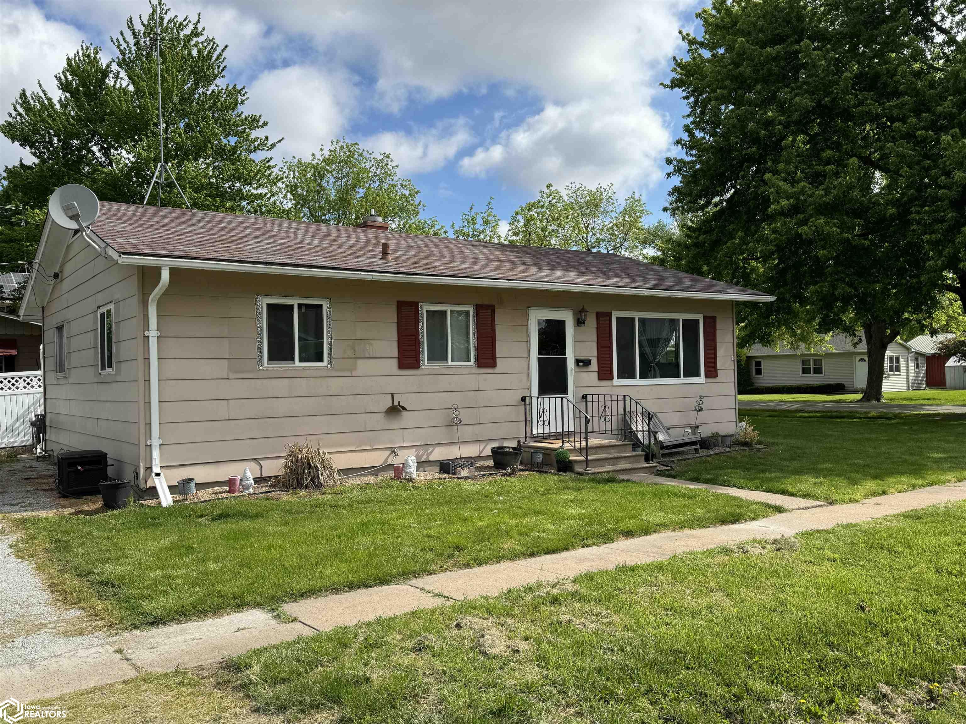 405 Orchard, Donnellson, Iowa 52625, 2 Bedrooms Bedrooms, ,1 BathroomBathrooms,Single Family,For Sale,Orchard,6317179