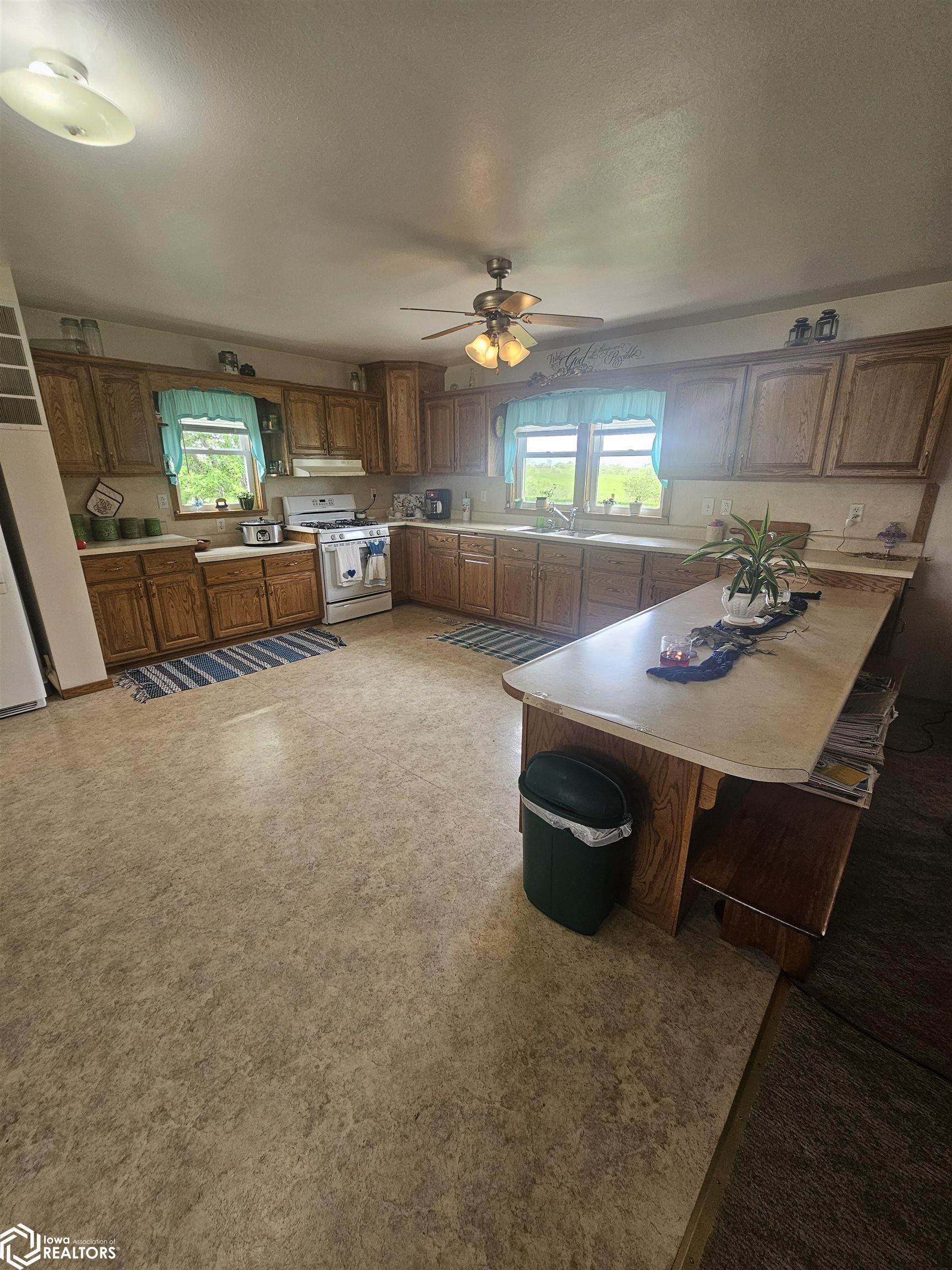 12044 614th Street, Cincinnati, Iowa image 6