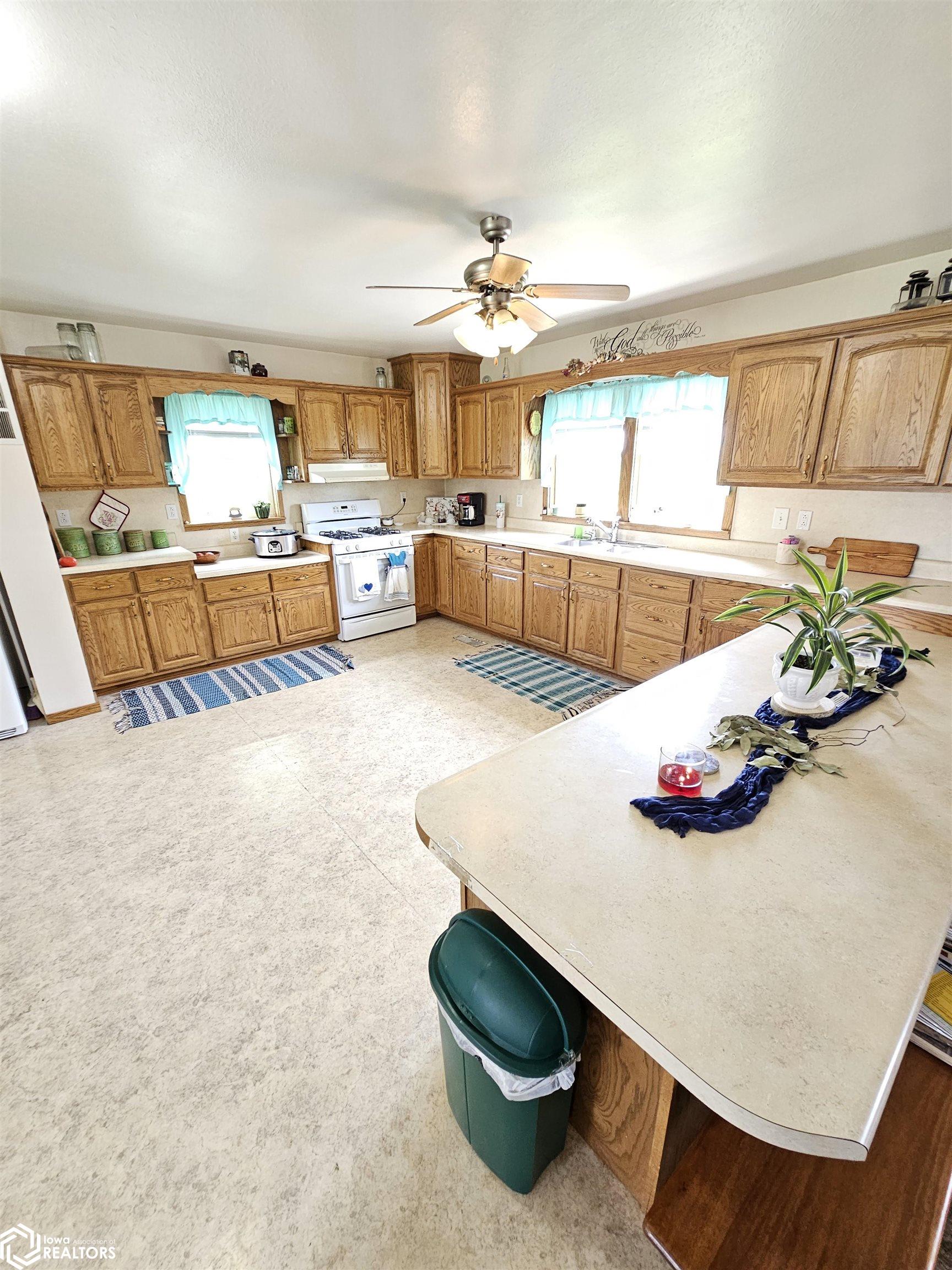 12044 614th Street, Cincinnati, Iowa image 9