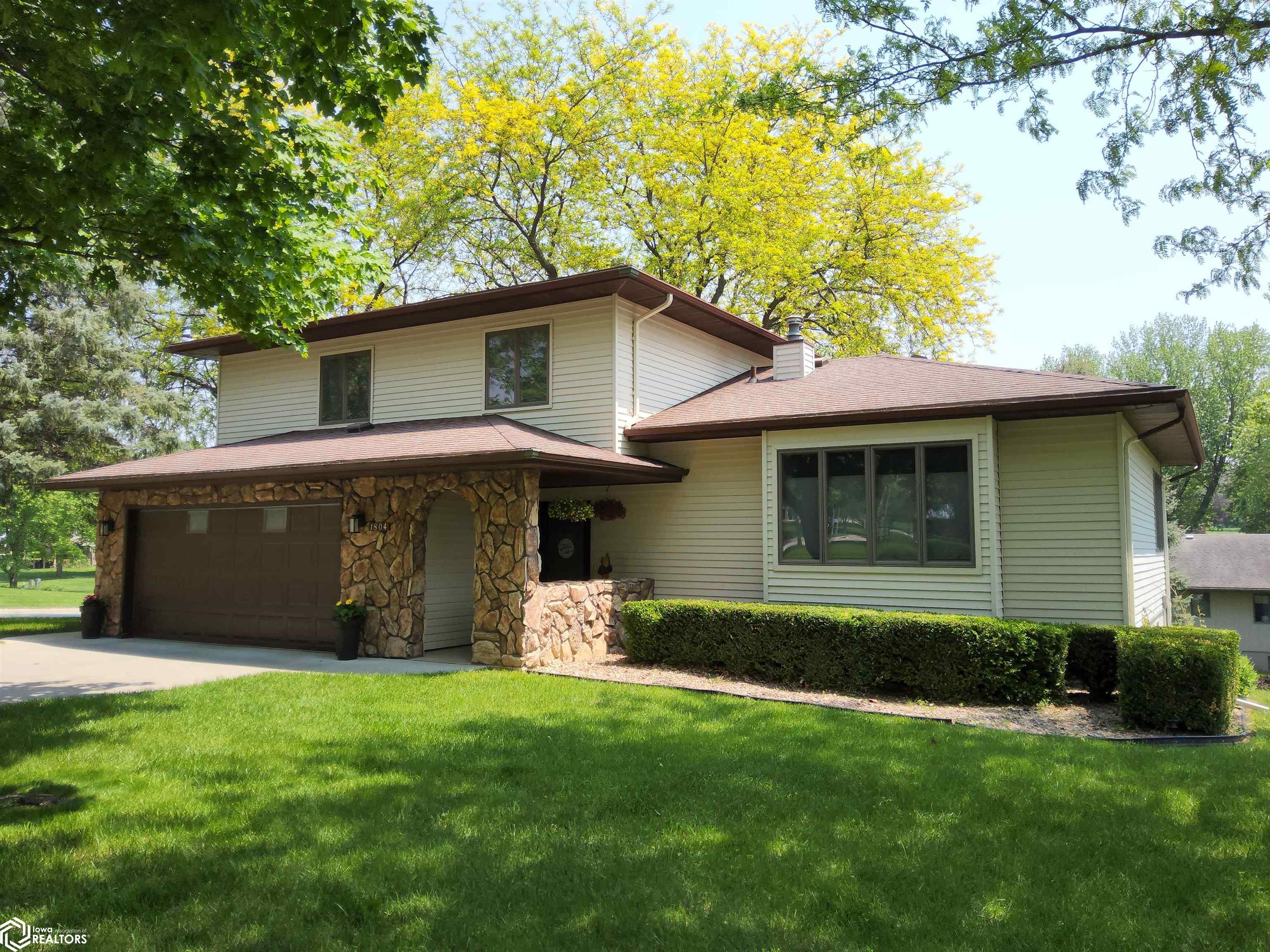 Homes For Sale in Harlan Iowa Osborn Realty