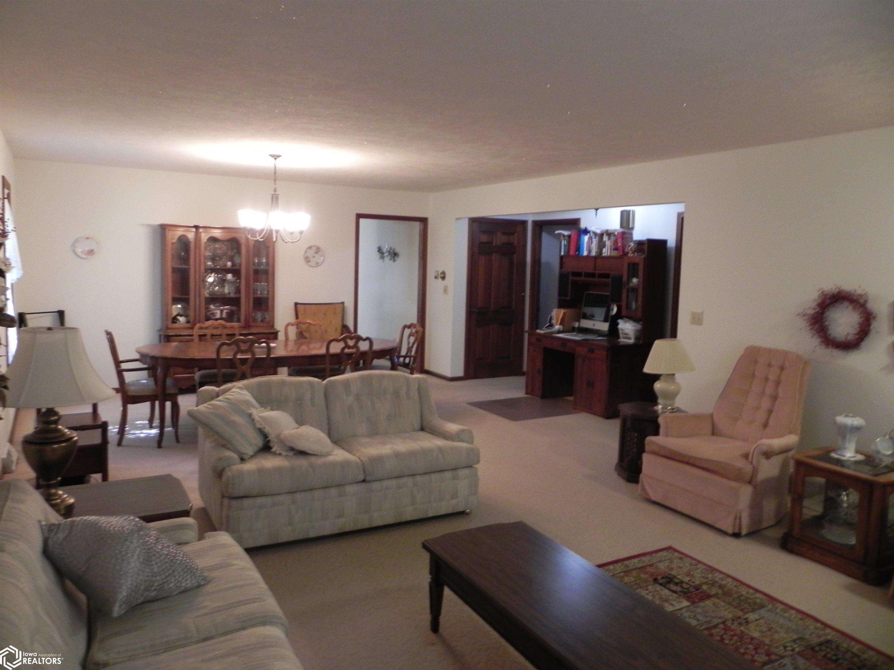 504 Jefferson Street, Bedford, Iowa image 3