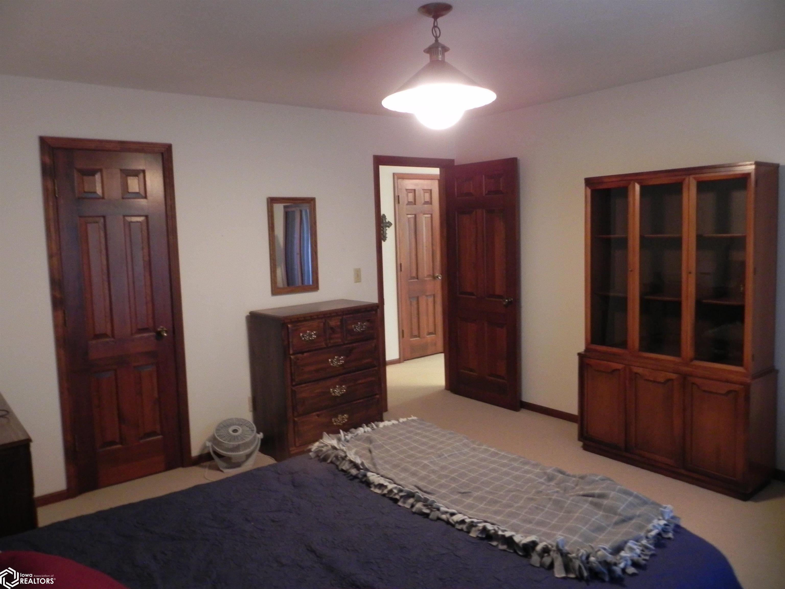 504 Jefferson Street, Bedford, Iowa image 32