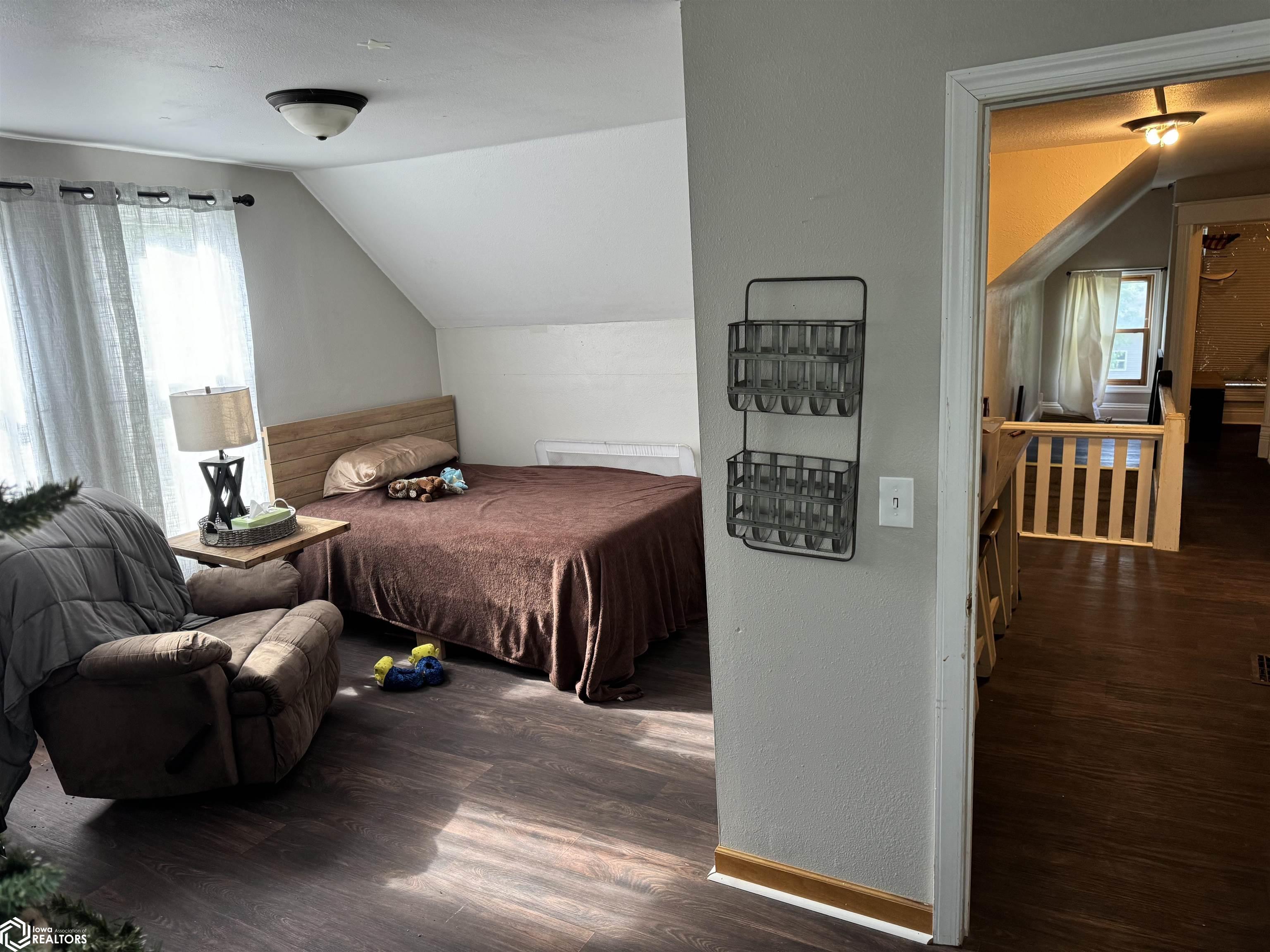 235 E Center Street, Truro, Iowa 50257, 3 Bedrooms Bedrooms, ,2 BathroomsBathrooms,Single Family,For Sale,Center,6317394