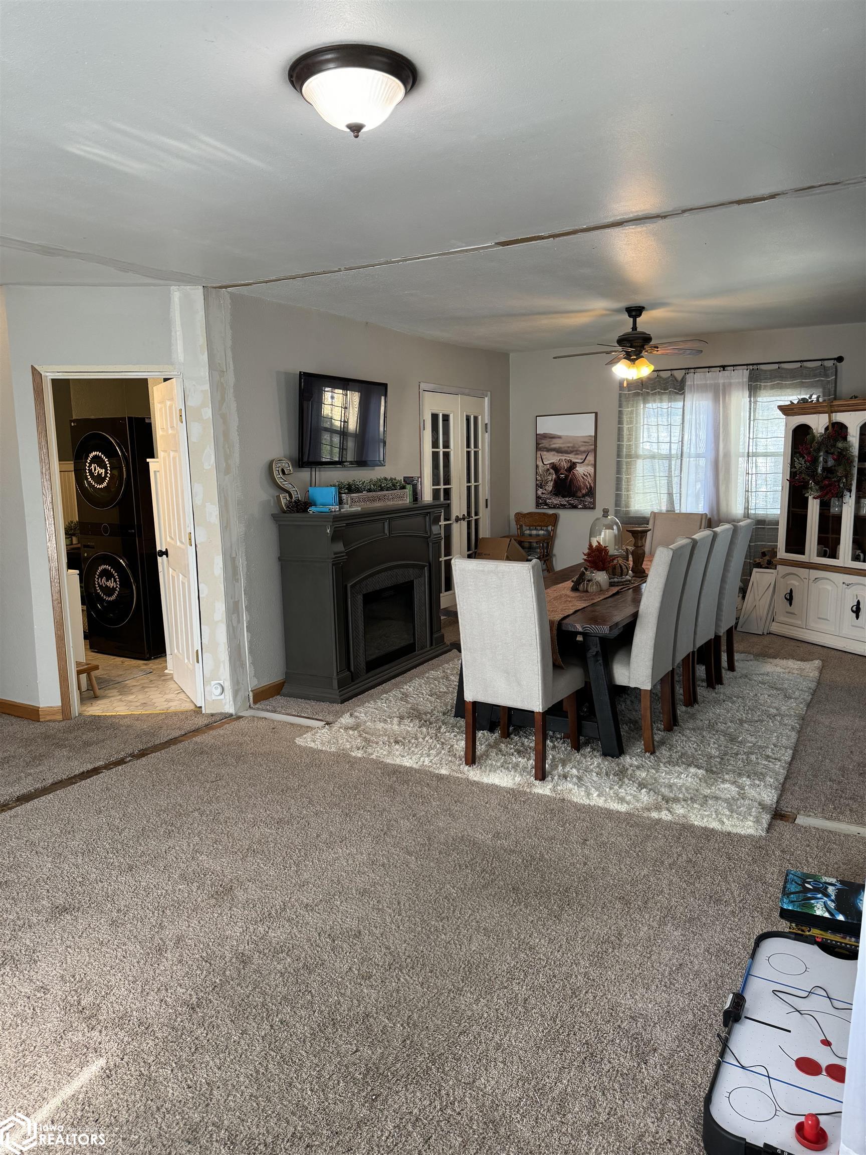 235 E Center Street, Truro, Iowa 50257, 3 Bedrooms Bedrooms, ,2 BathroomsBathrooms,Single Family,For Sale,Center,6317394