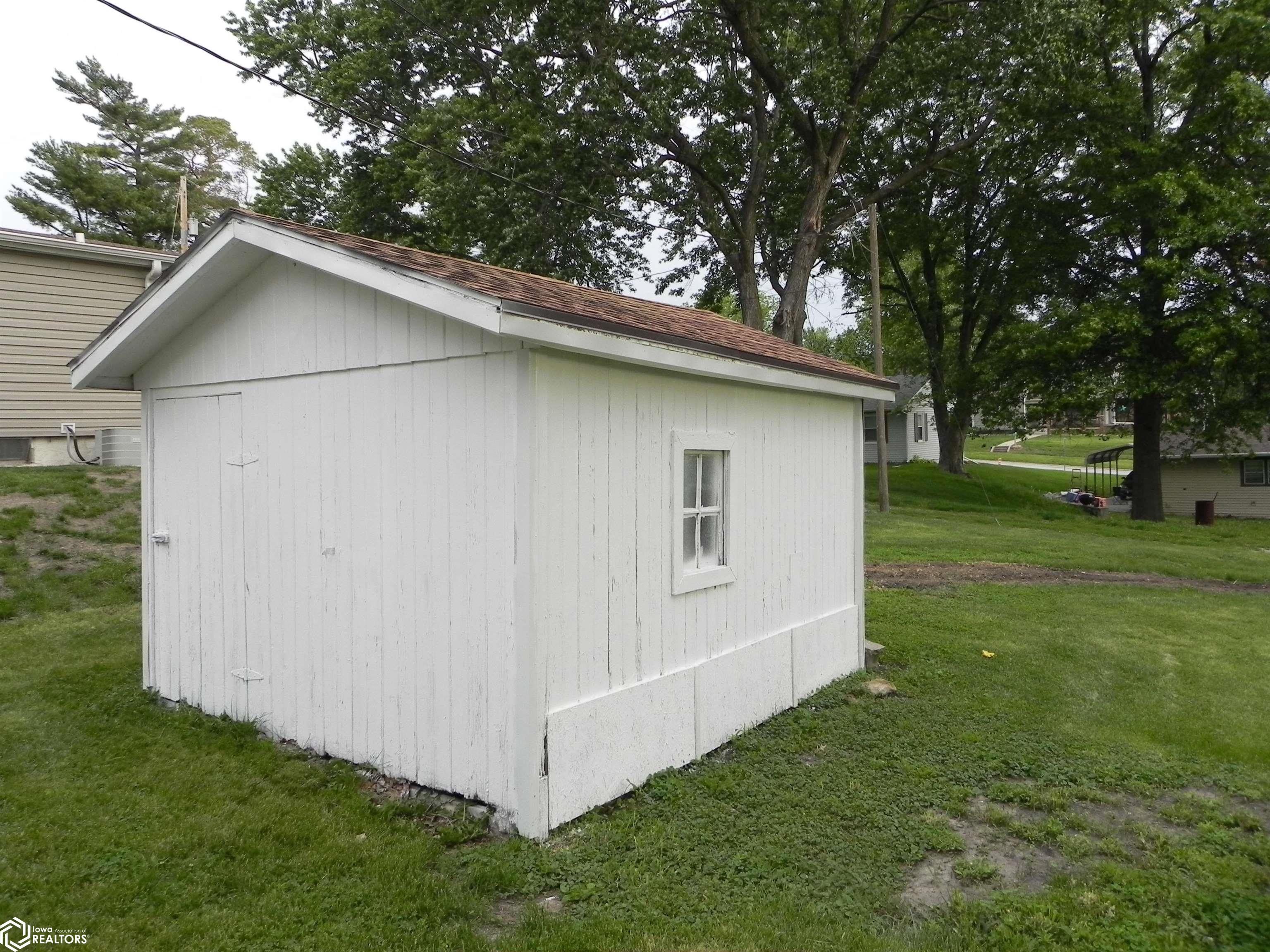1305 Washington Street, Bedford, Iowa image 26