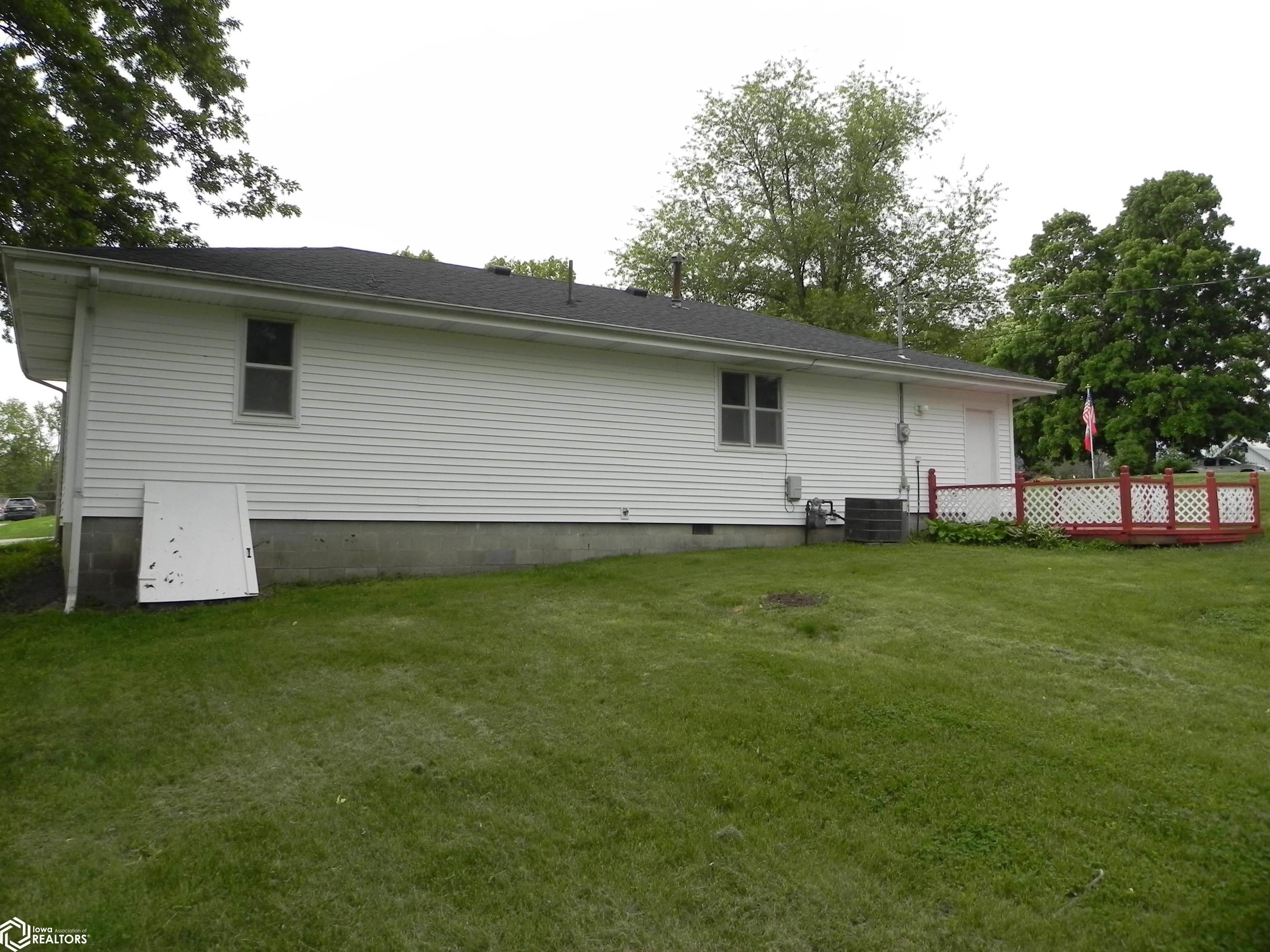 1305 Washington Street, Bedford, Iowa image 35