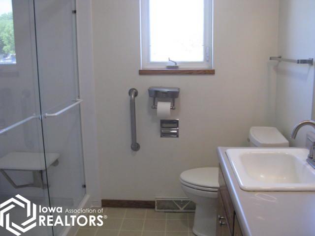 214 West Elm Avenue, Pocahontas, Iowa image 9