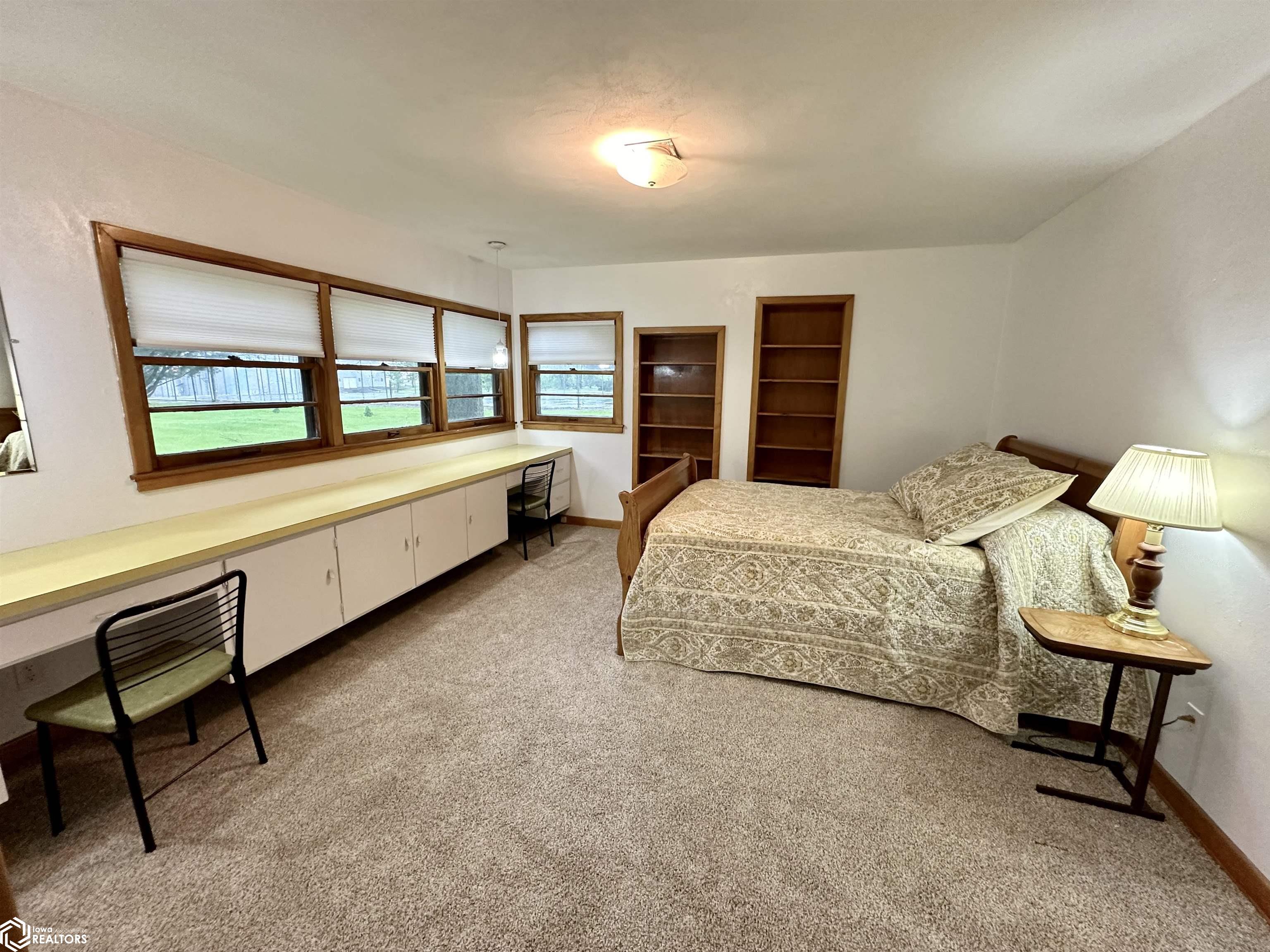 430 Highway 6, Grinnell, Iowa image 16