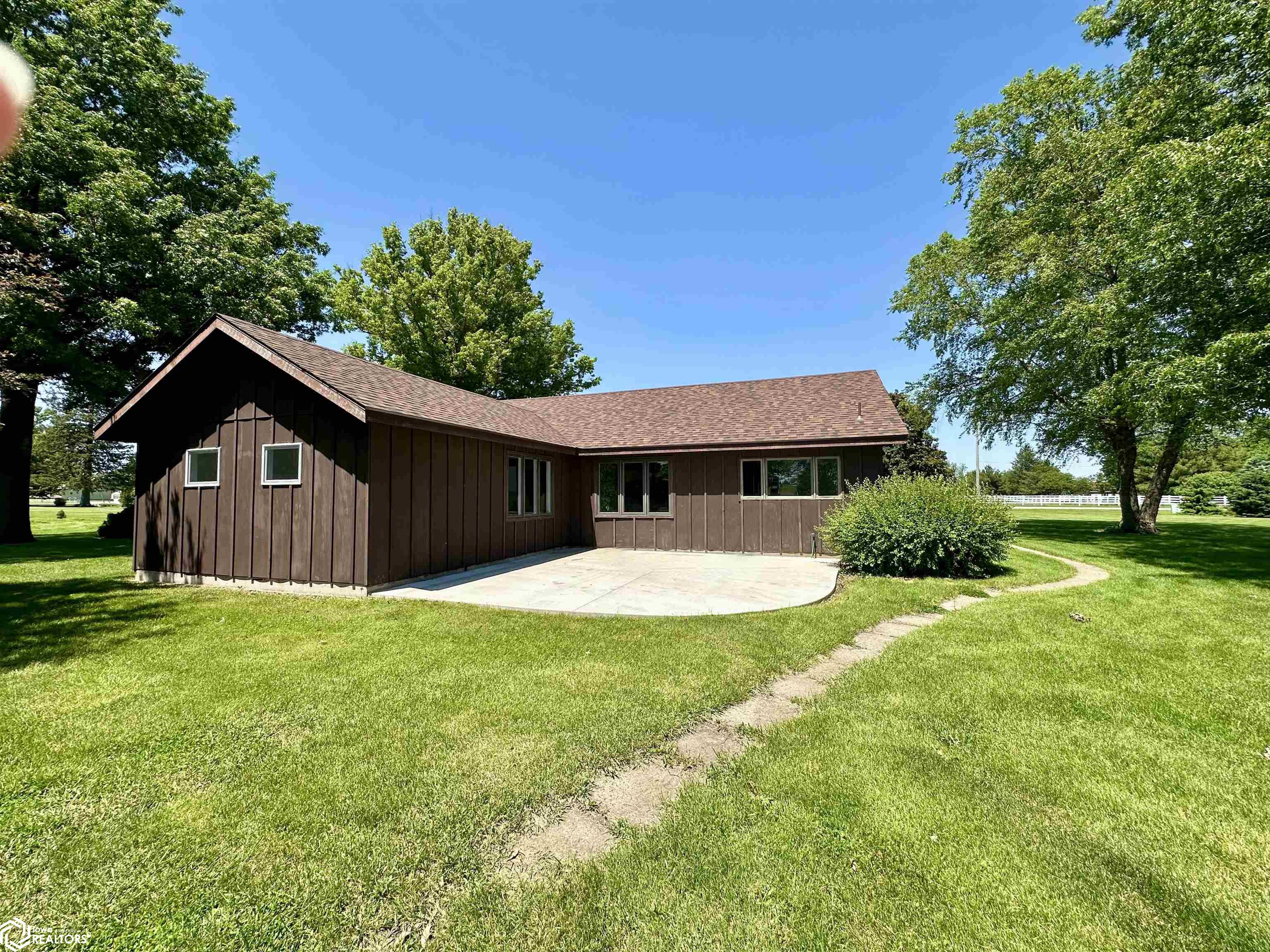 430 Highway 6, Grinnell, Iowa image 48