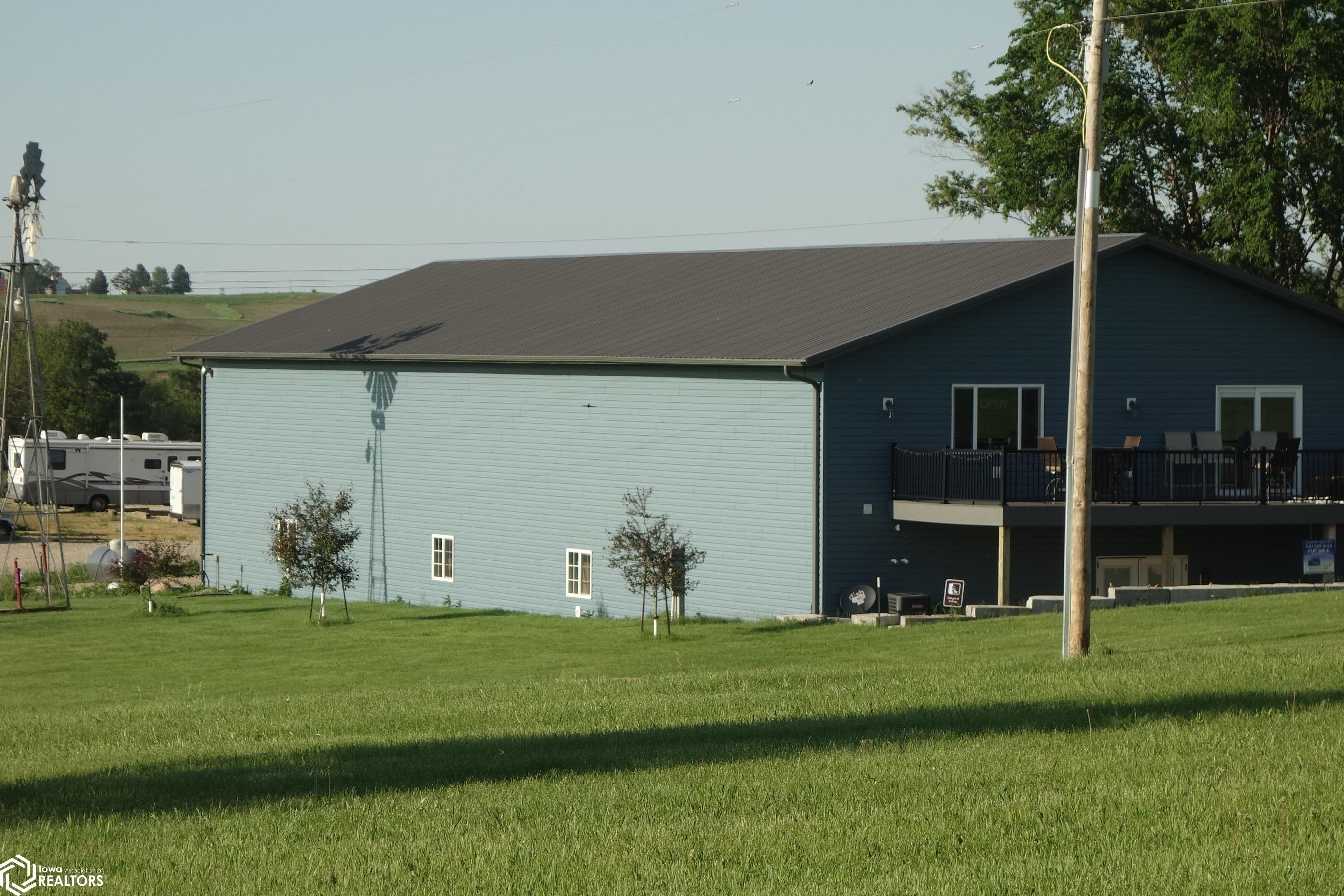 1760 328th Avenue, Brooklyn, Iowa image 2