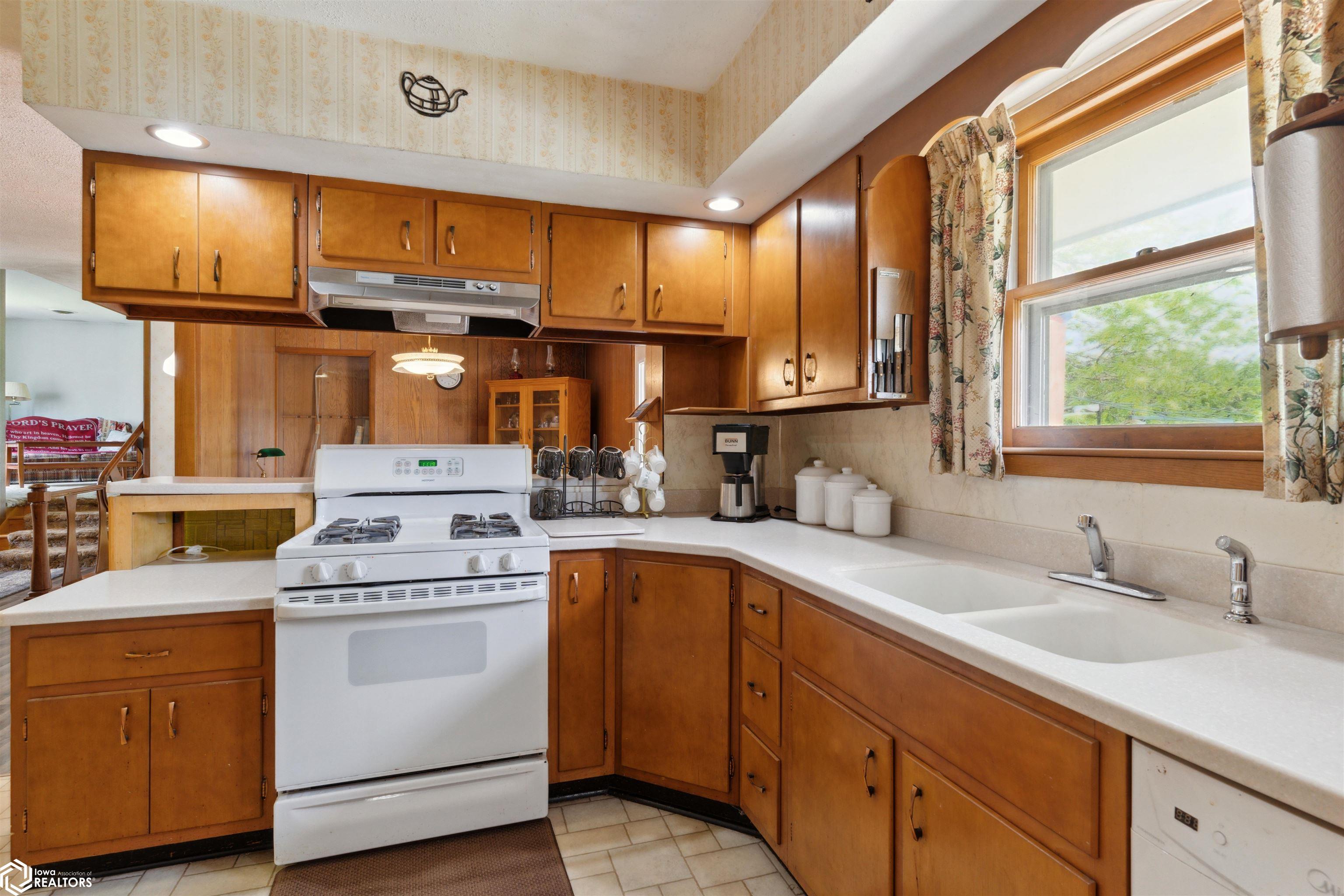 1791 180th Street, Mount Pleasant, Iowa image 10