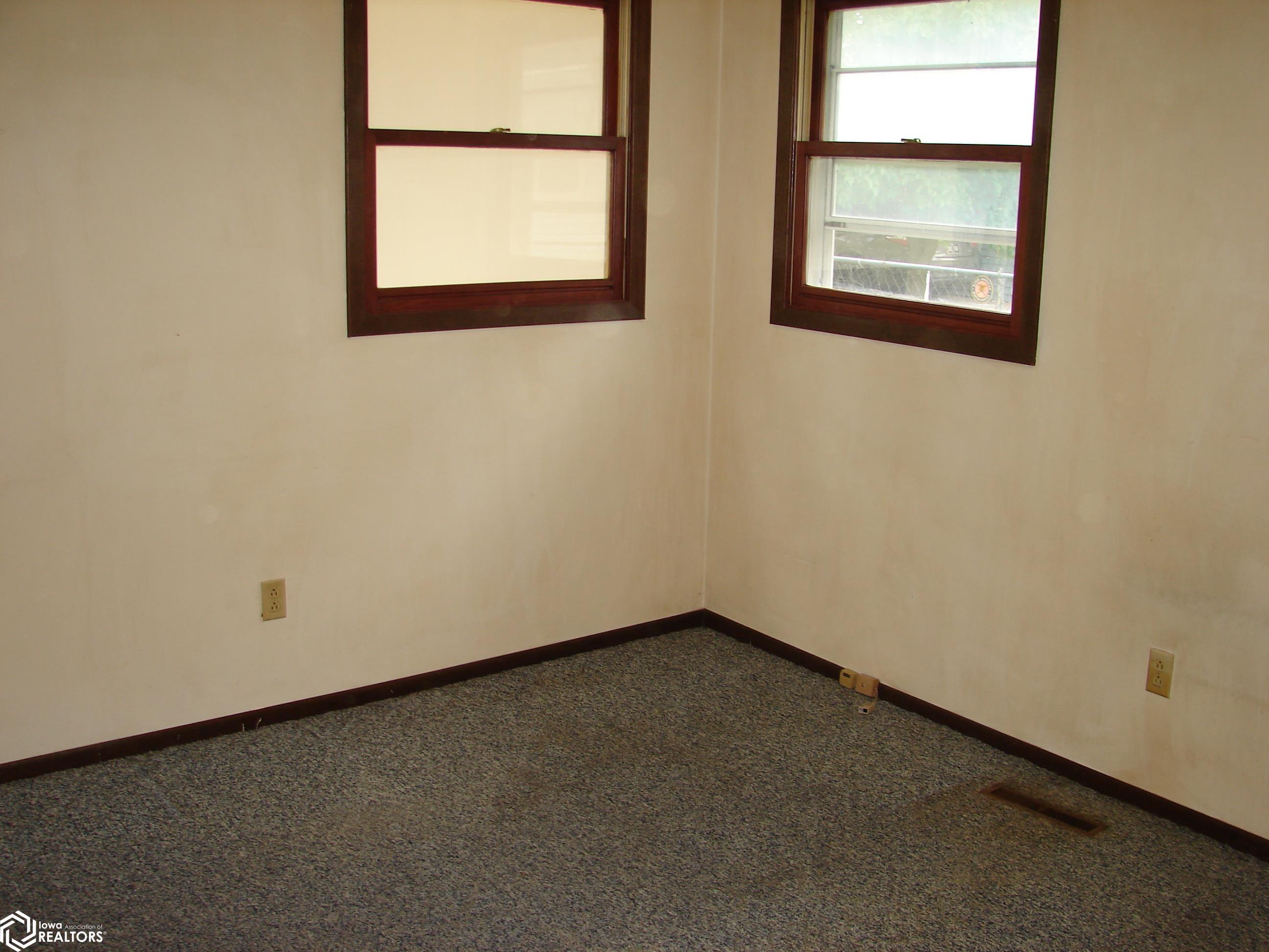 502 E Harlan St., Mount Pleasant, Iowa image 12