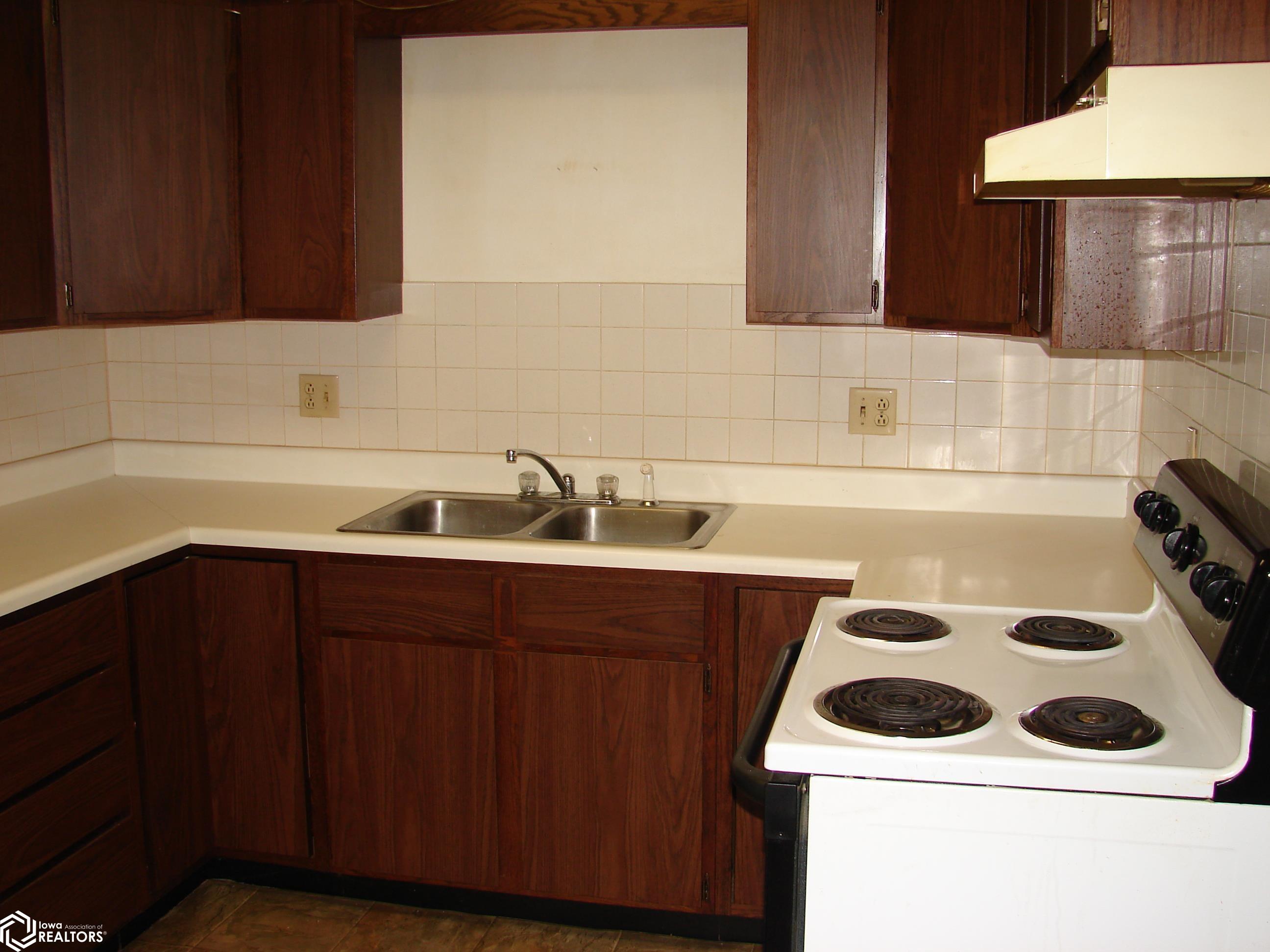 502 E Harlan St., Mount Pleasant, Iowa image 4