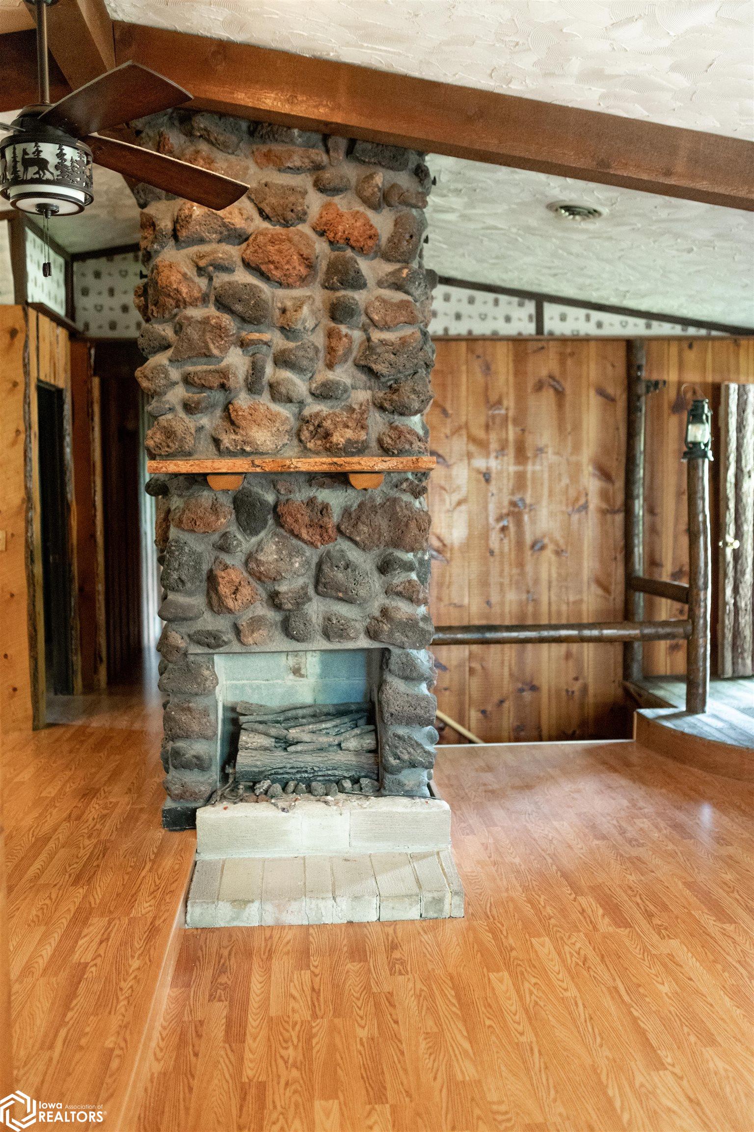 2606 Idlewood Drive, Denison, Iowa image 4