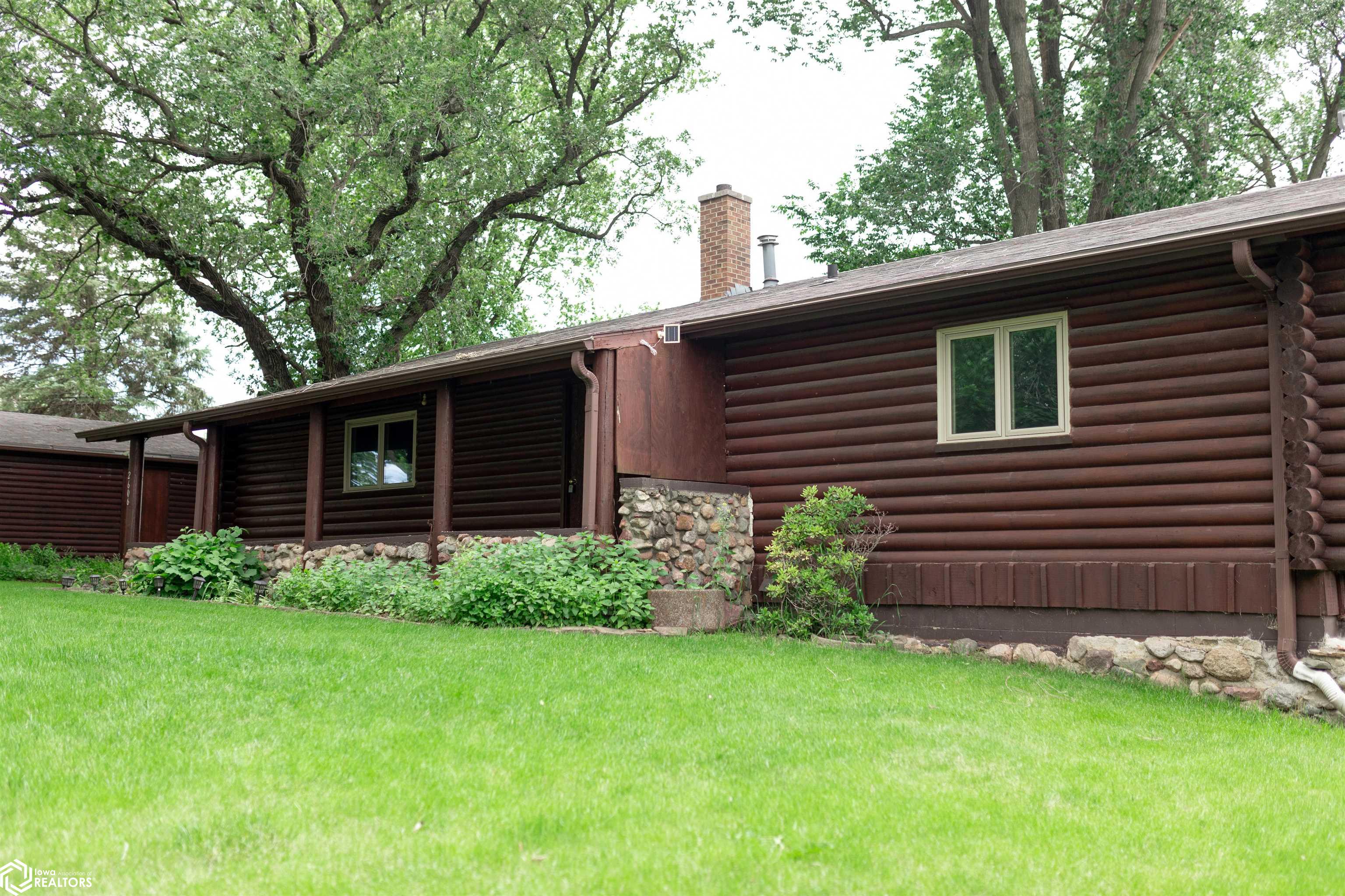 2606 Idlewood Drive, Denison, Iowa image 38