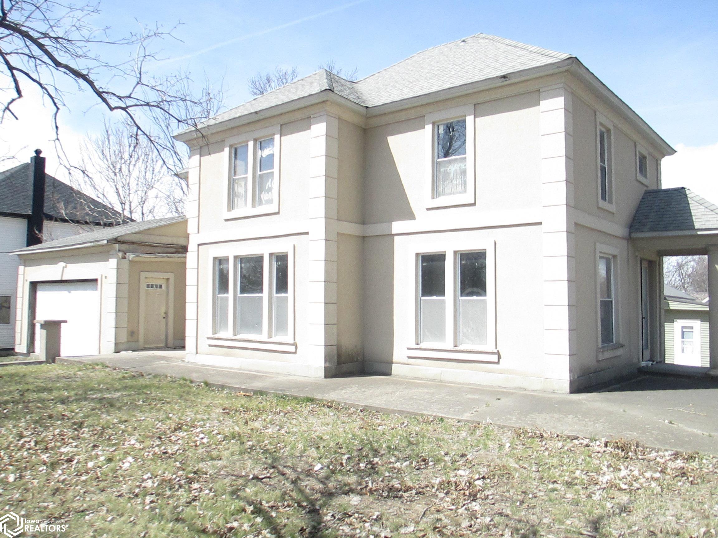 1003 Orchard Avenue, Chariton, Iowa image 1