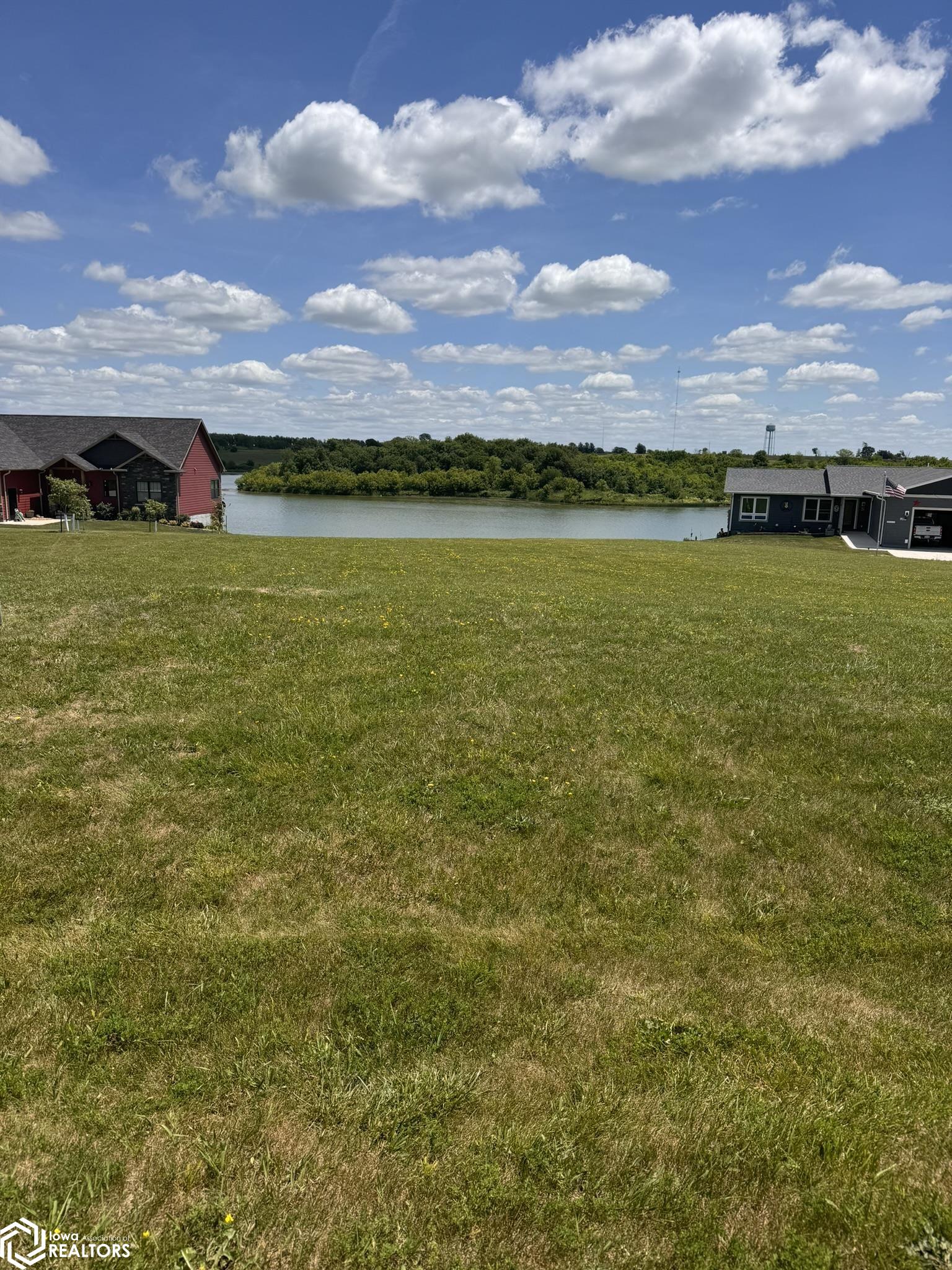 2168 W Vintners Drive, Osceola, Iowa image 1