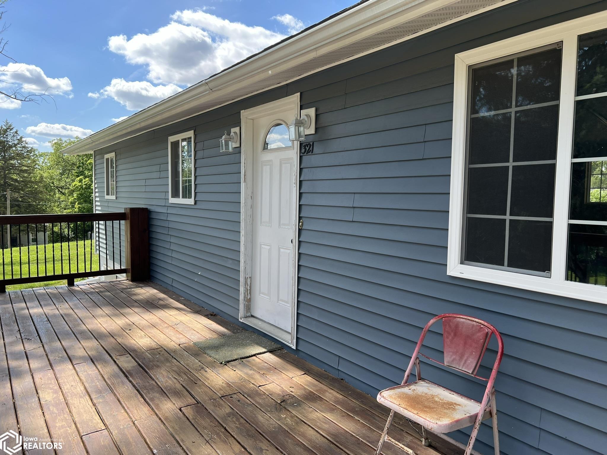 321 W Clay Street, Osceola, Iowa image 2