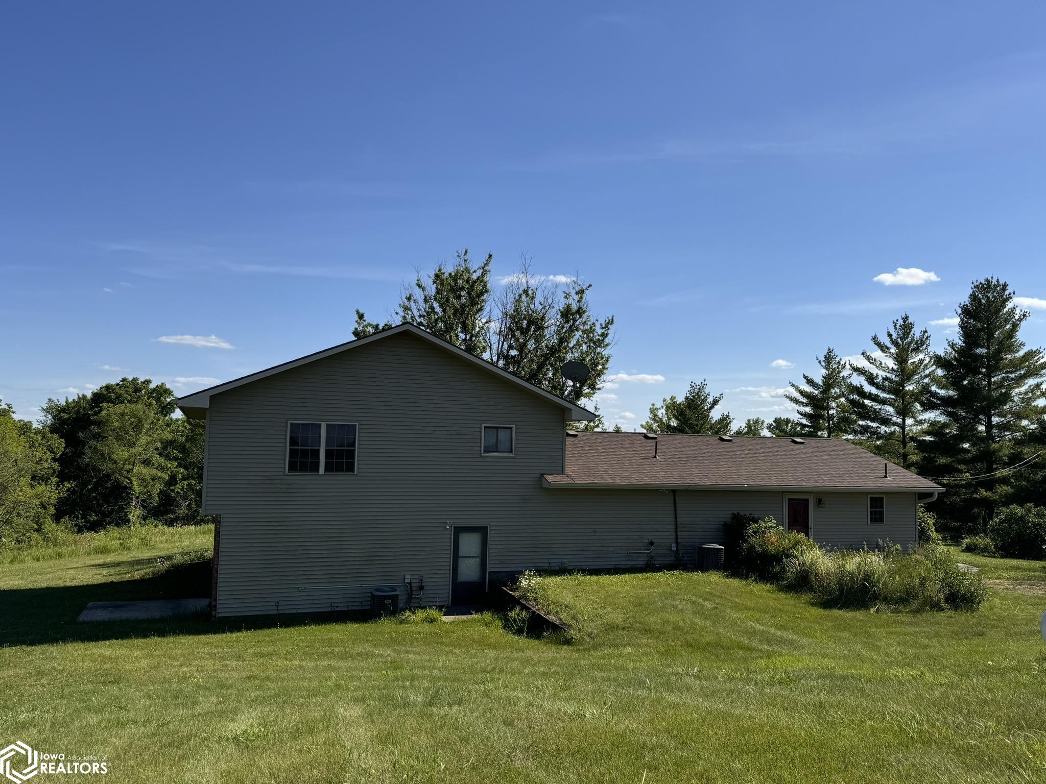 12173 Wyoming Street, New Virginia, Iowa 50210, 3 Bedrooms Bedrooms, ,2 BathroomsBathrooms,Single Family,For Sale,Wyoming,6318245