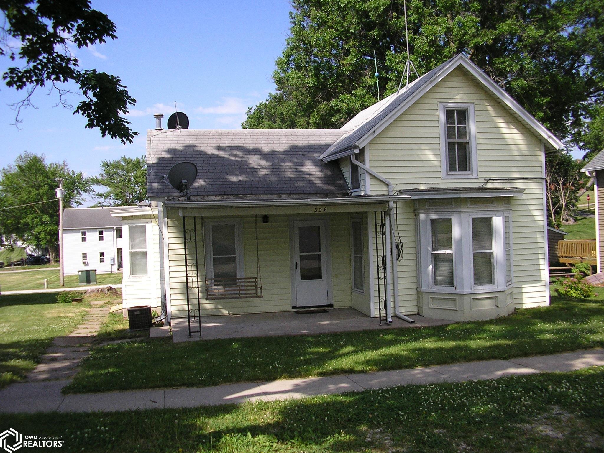 306 Chestnut Street, Anita, Iowa image 1
