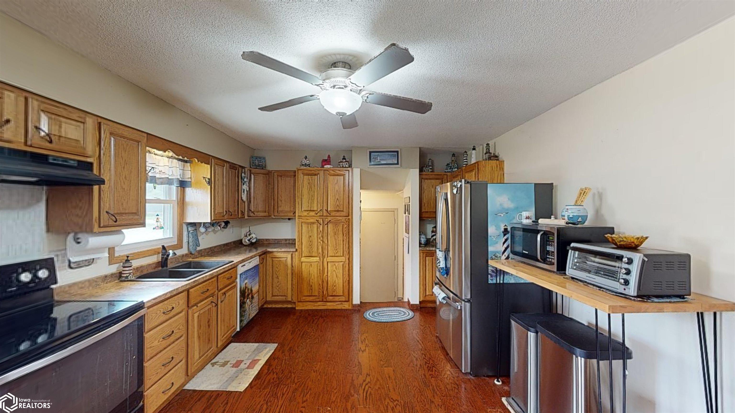 217 W Park Street, Holstein, Iowa image 14