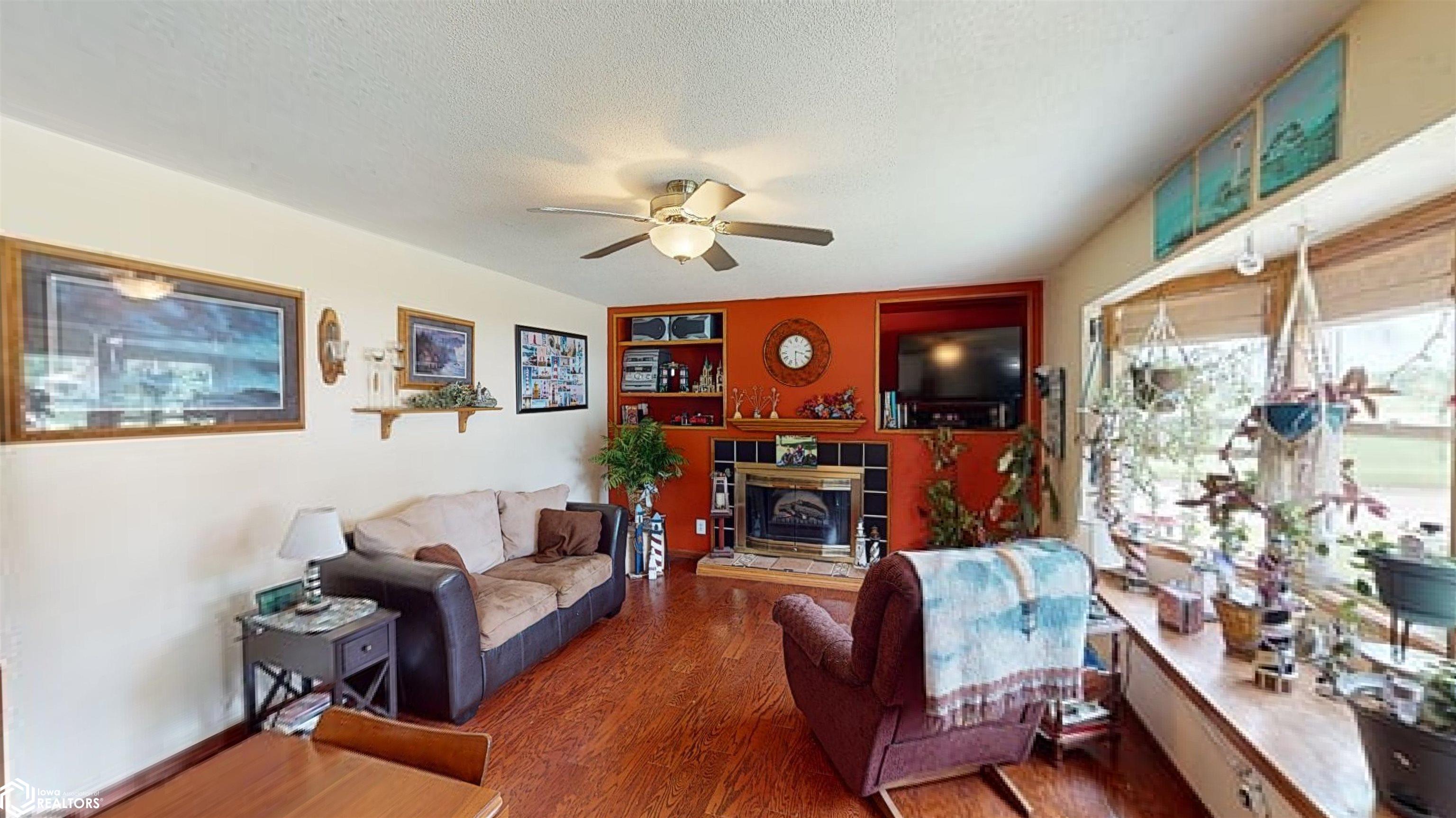 217 W Park Street, Holstein, Iowa image 18