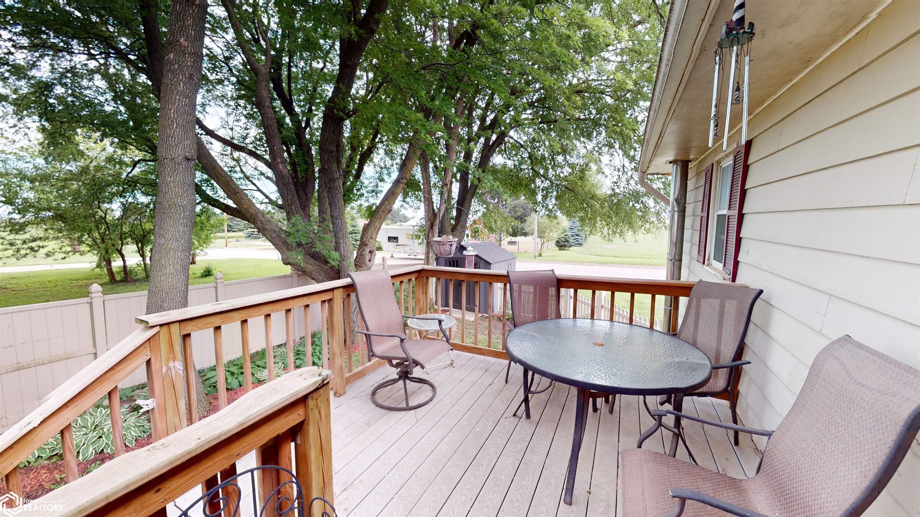 217 W Park Street, Holstein, Iowa image 10