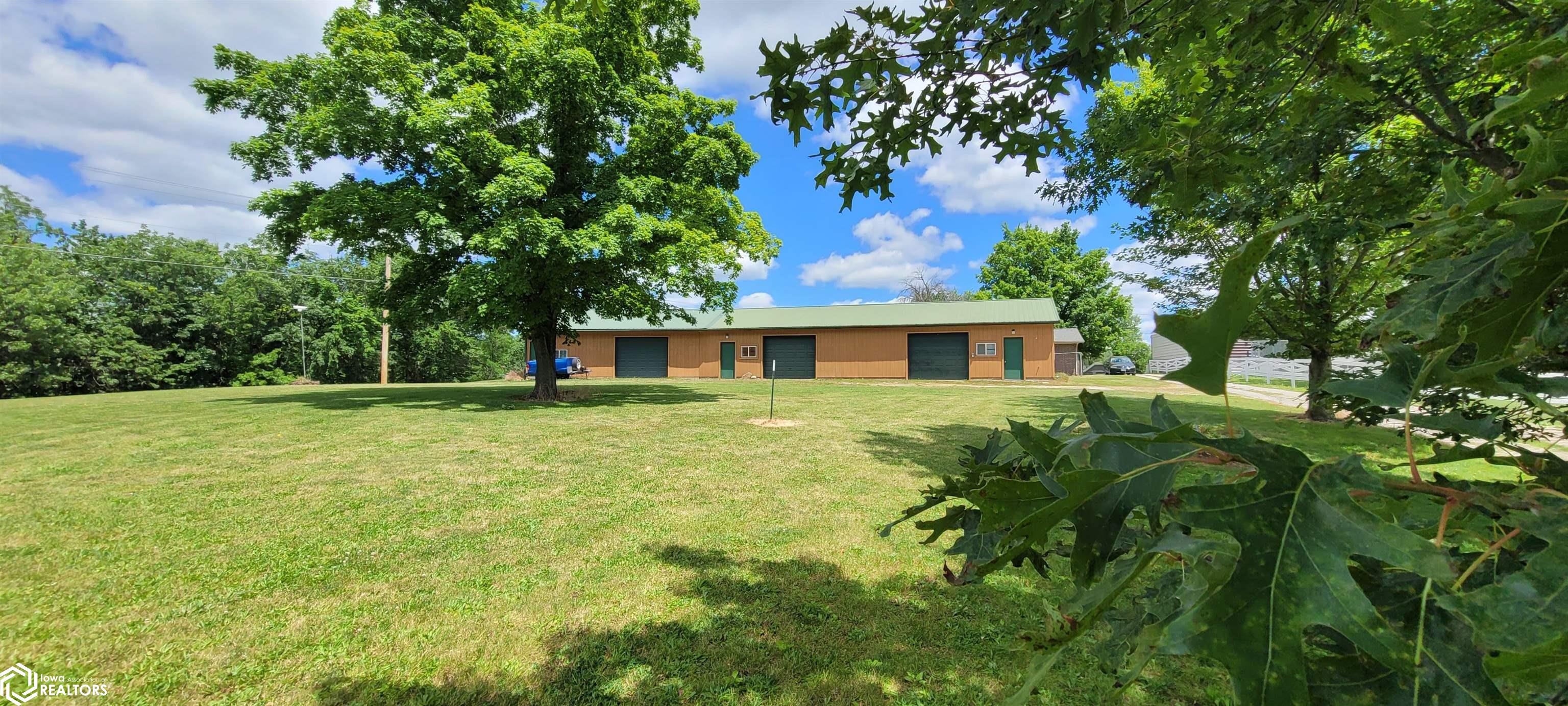 1112 W Maple, Centerville, Iowa image 13