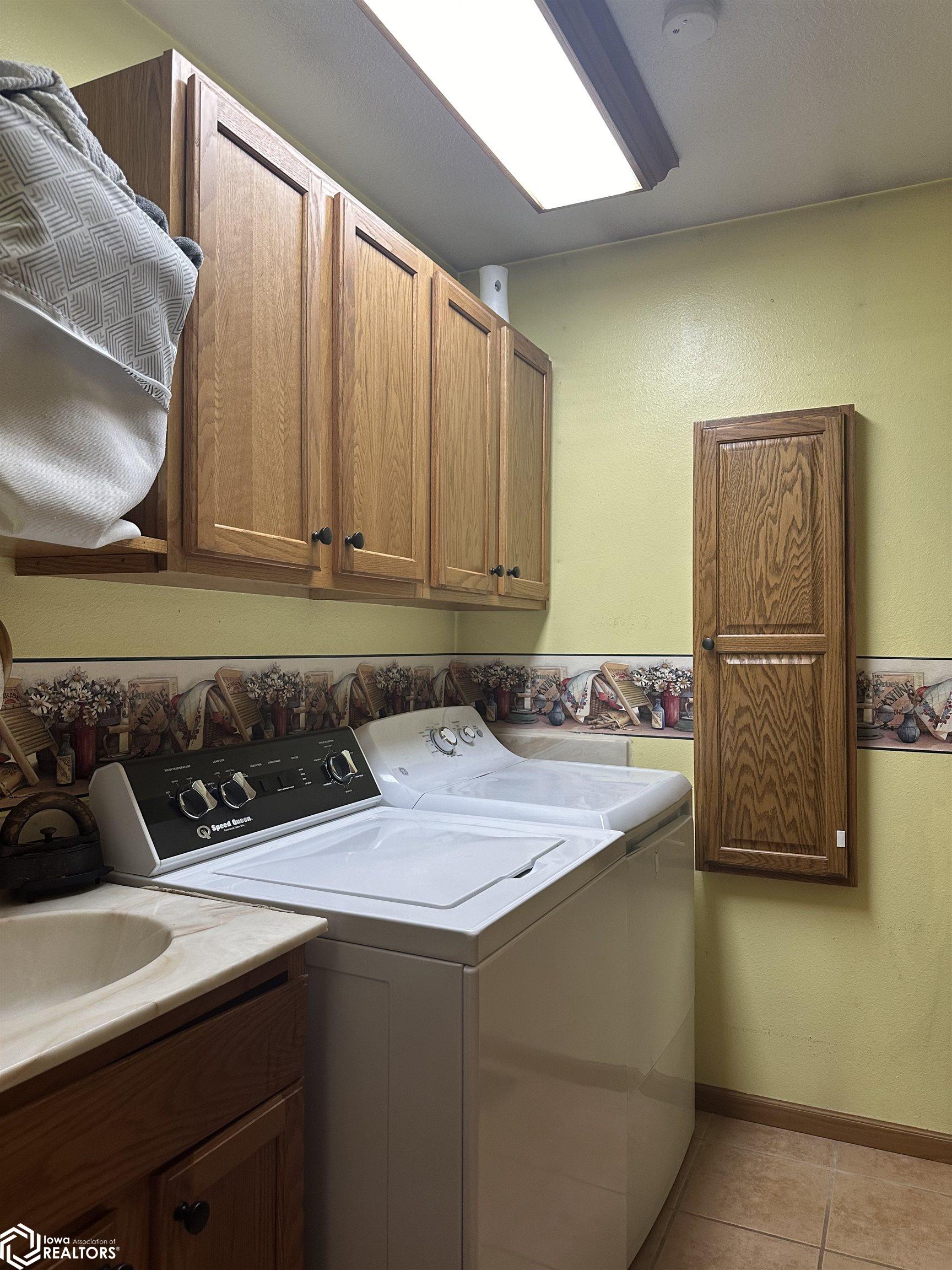 703 N 8th Street, Chariton, Iowa image 22