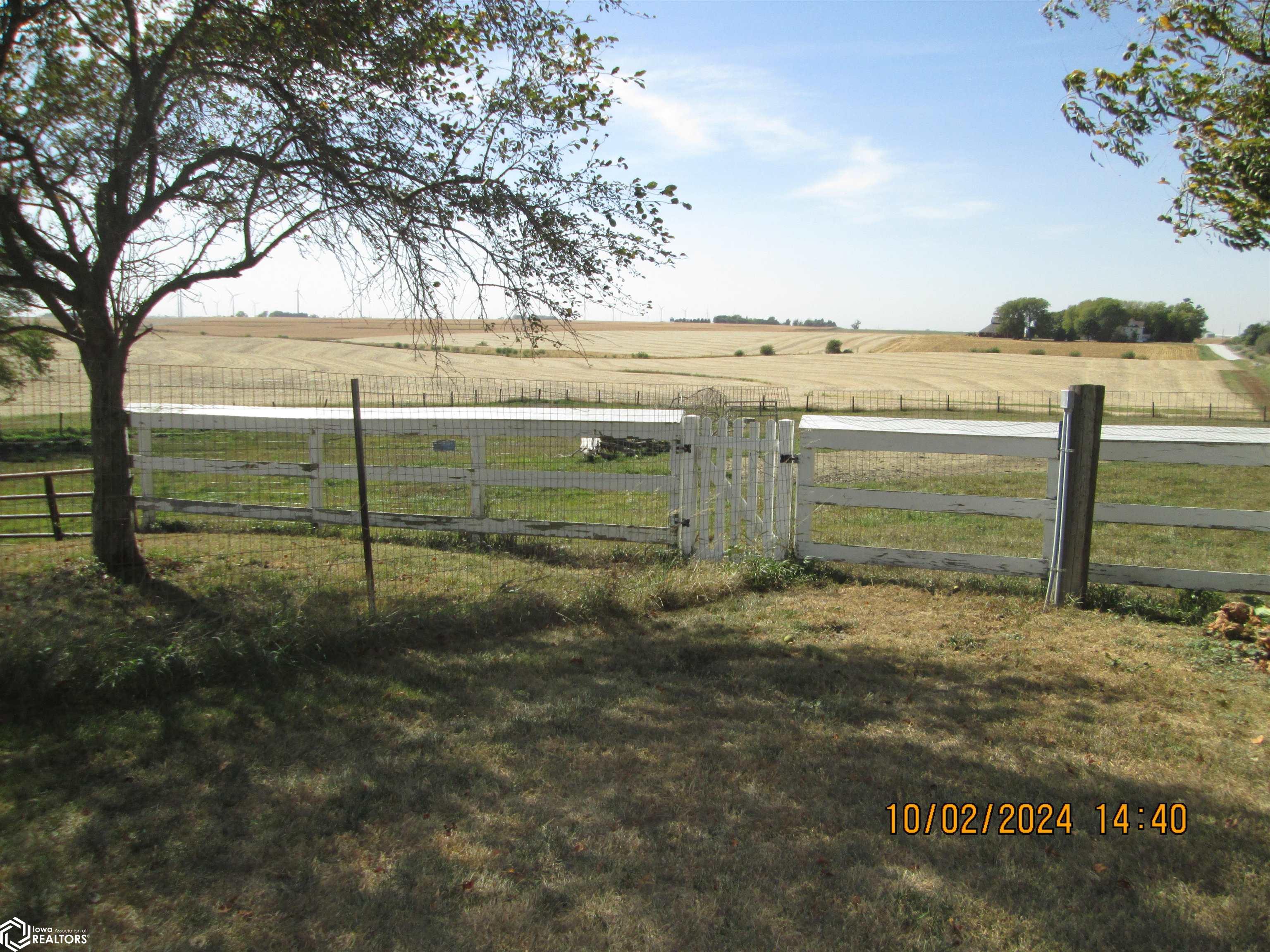 49955 Teakwood Road, Walnut, Iowa image 2