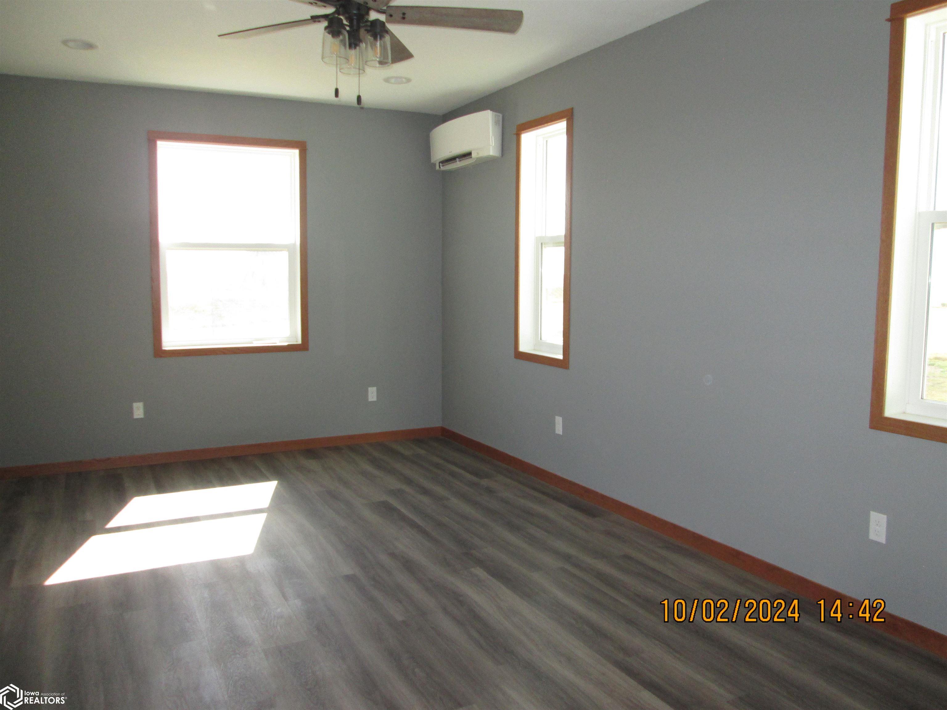 49955 Teakwood Road, Walnut, Iowa image 10