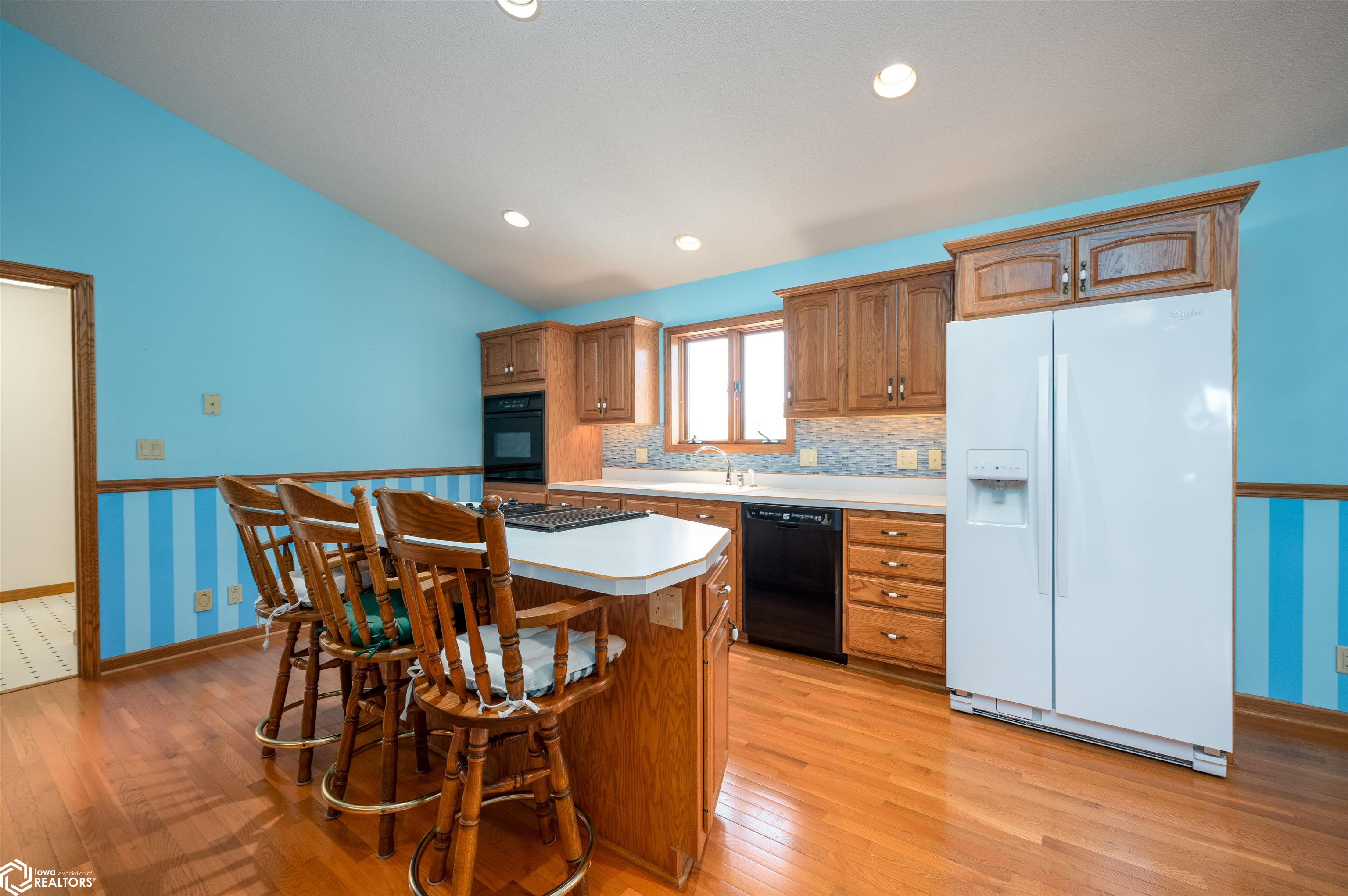 502 6th Street, Newhall, Iowa image 13