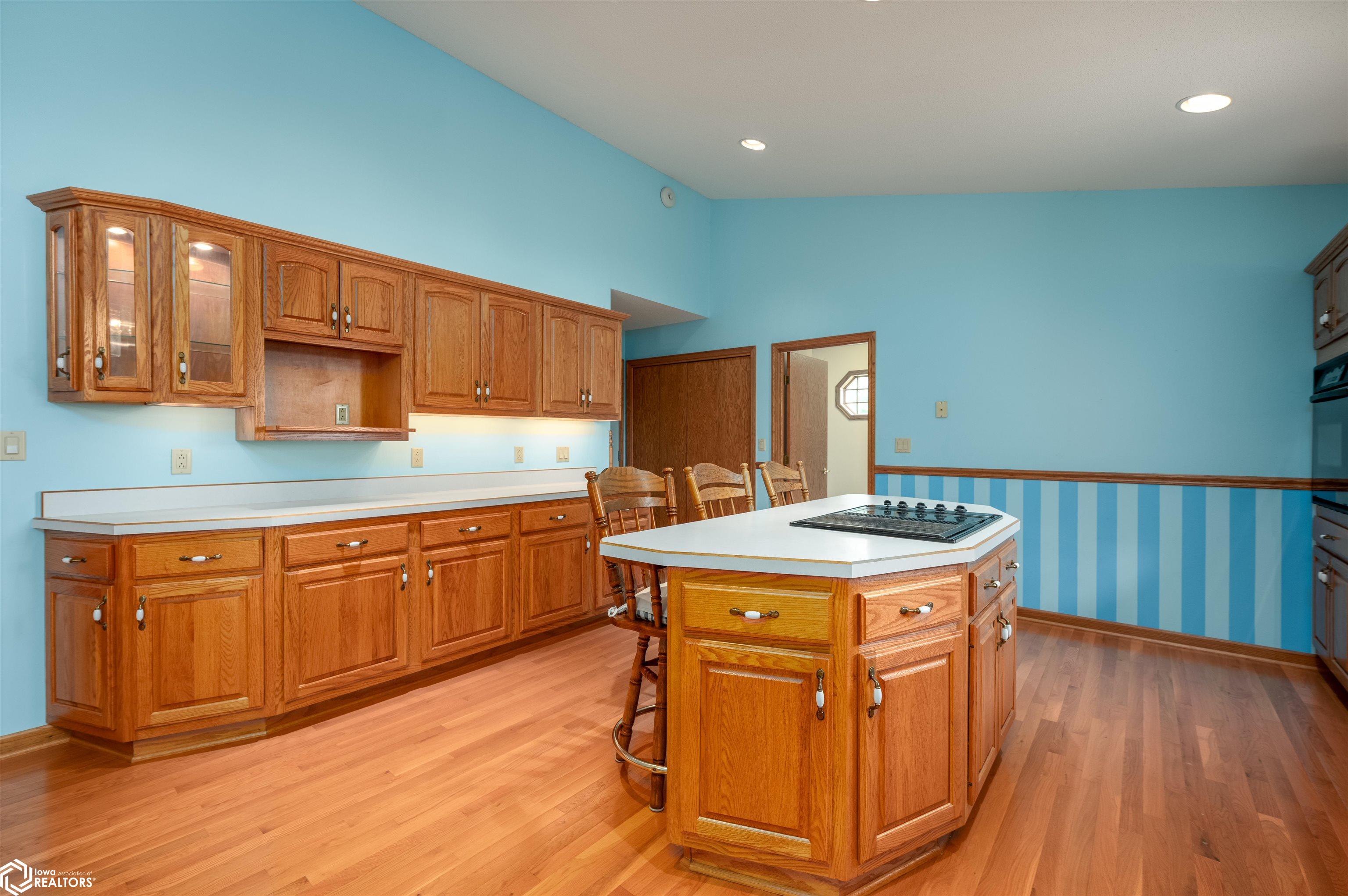 502 6th Street, Newhall, Iowa image 14