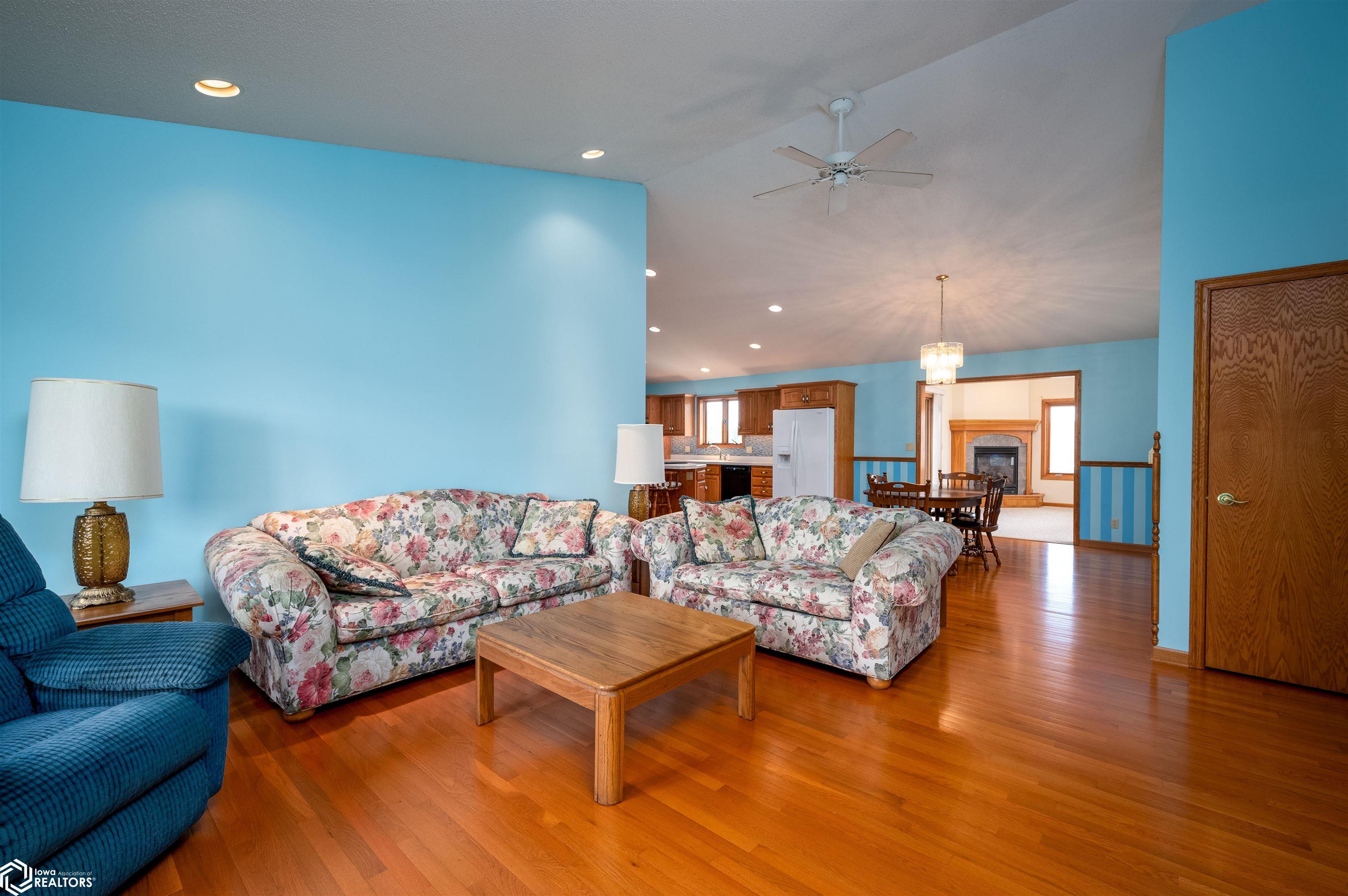 502 6th Street, Newhall, Iowa image 10