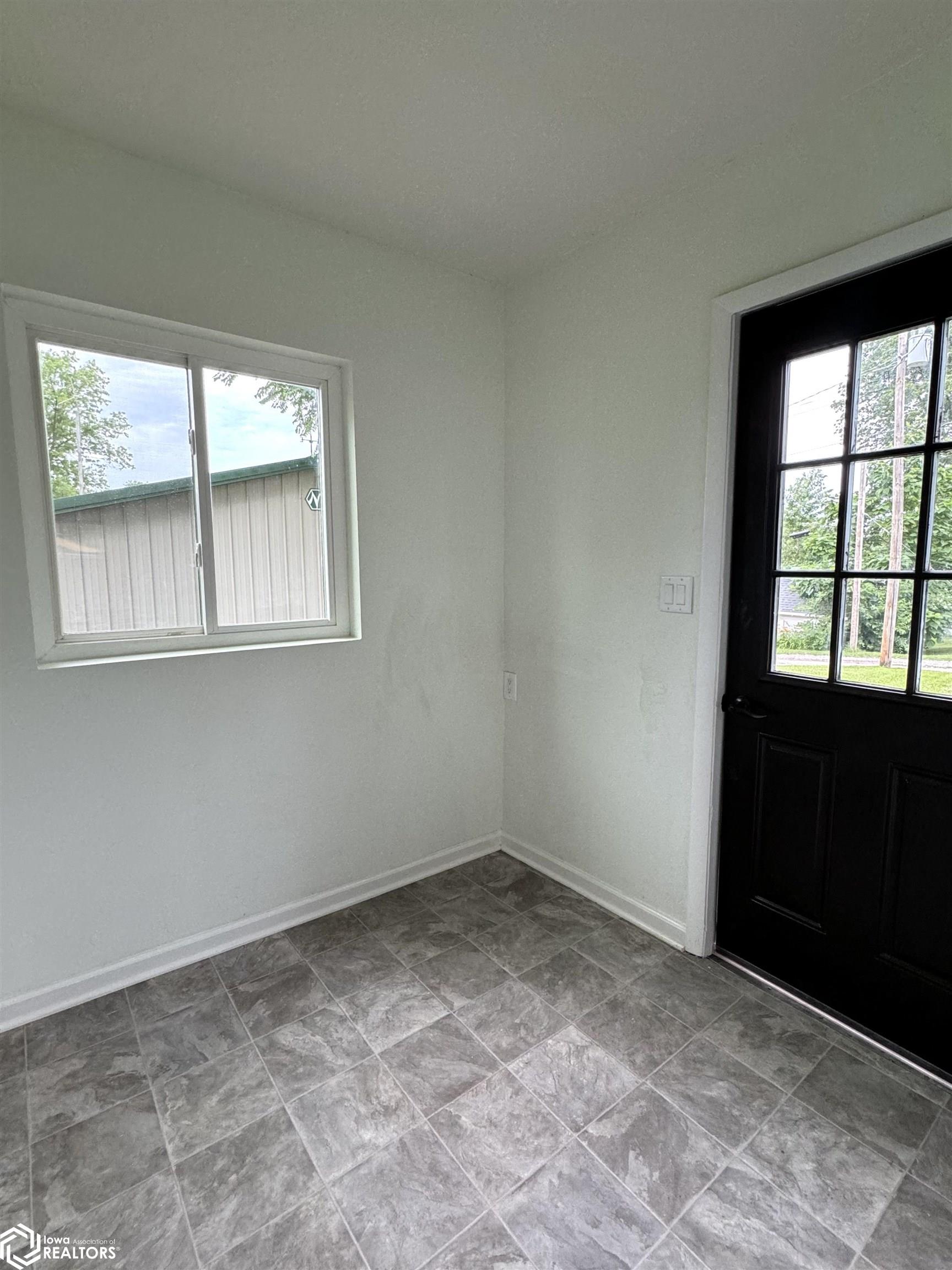510 N Maple Street, Creston, Iowa image 21