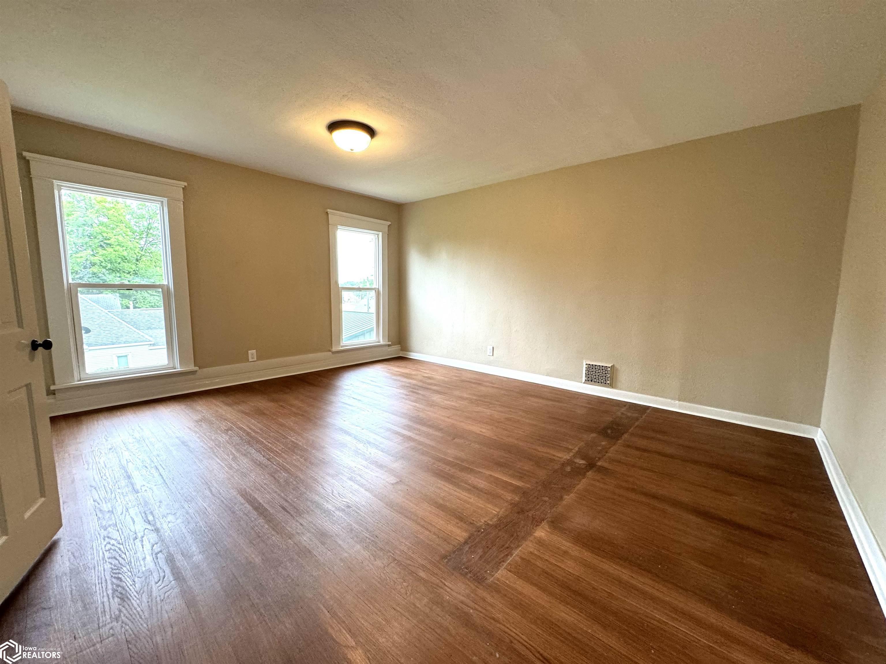 510 N Maple Street, Creston, Iowa image 32