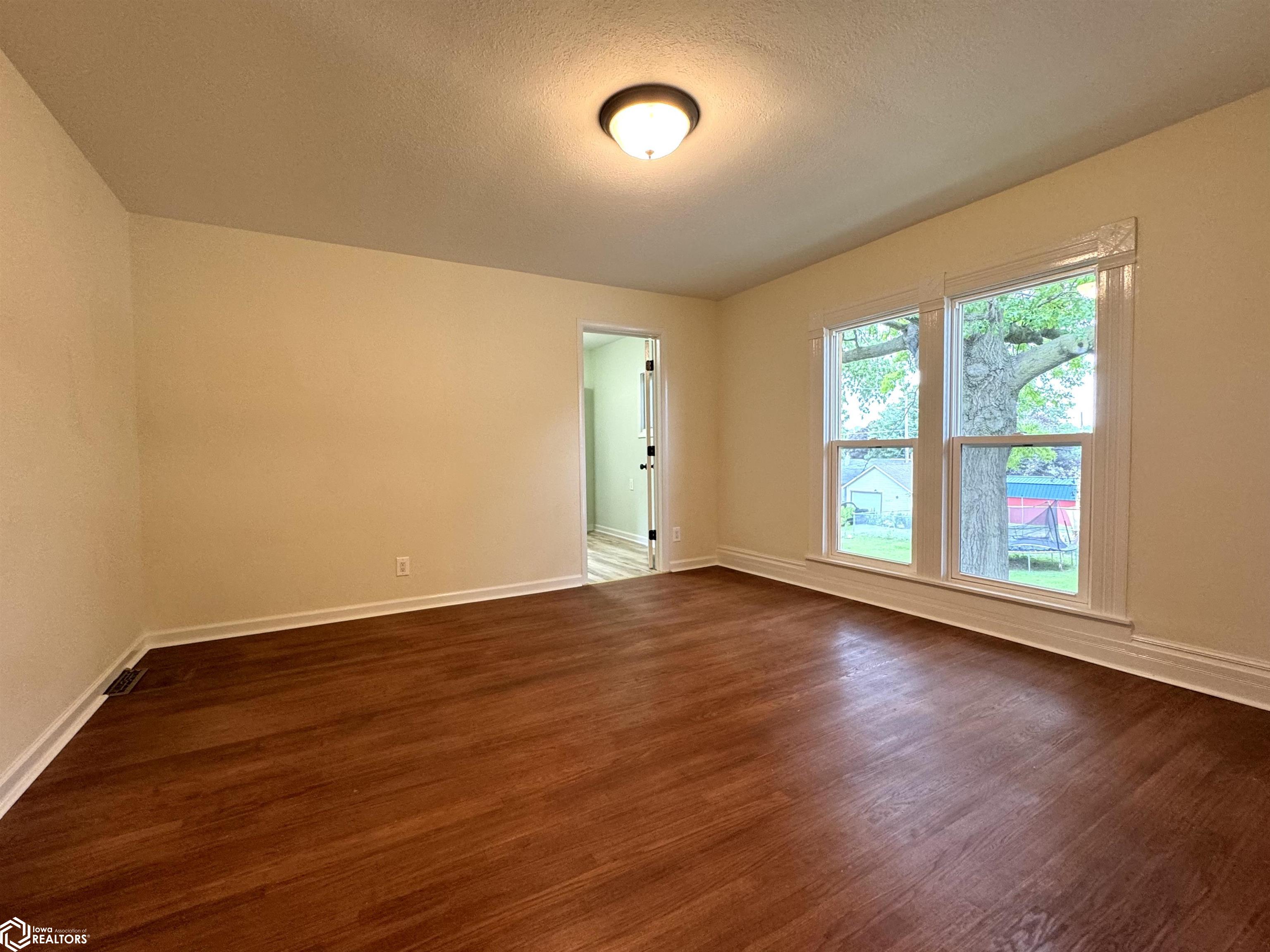 510 N Maple Street, Creston, Iowa image 34