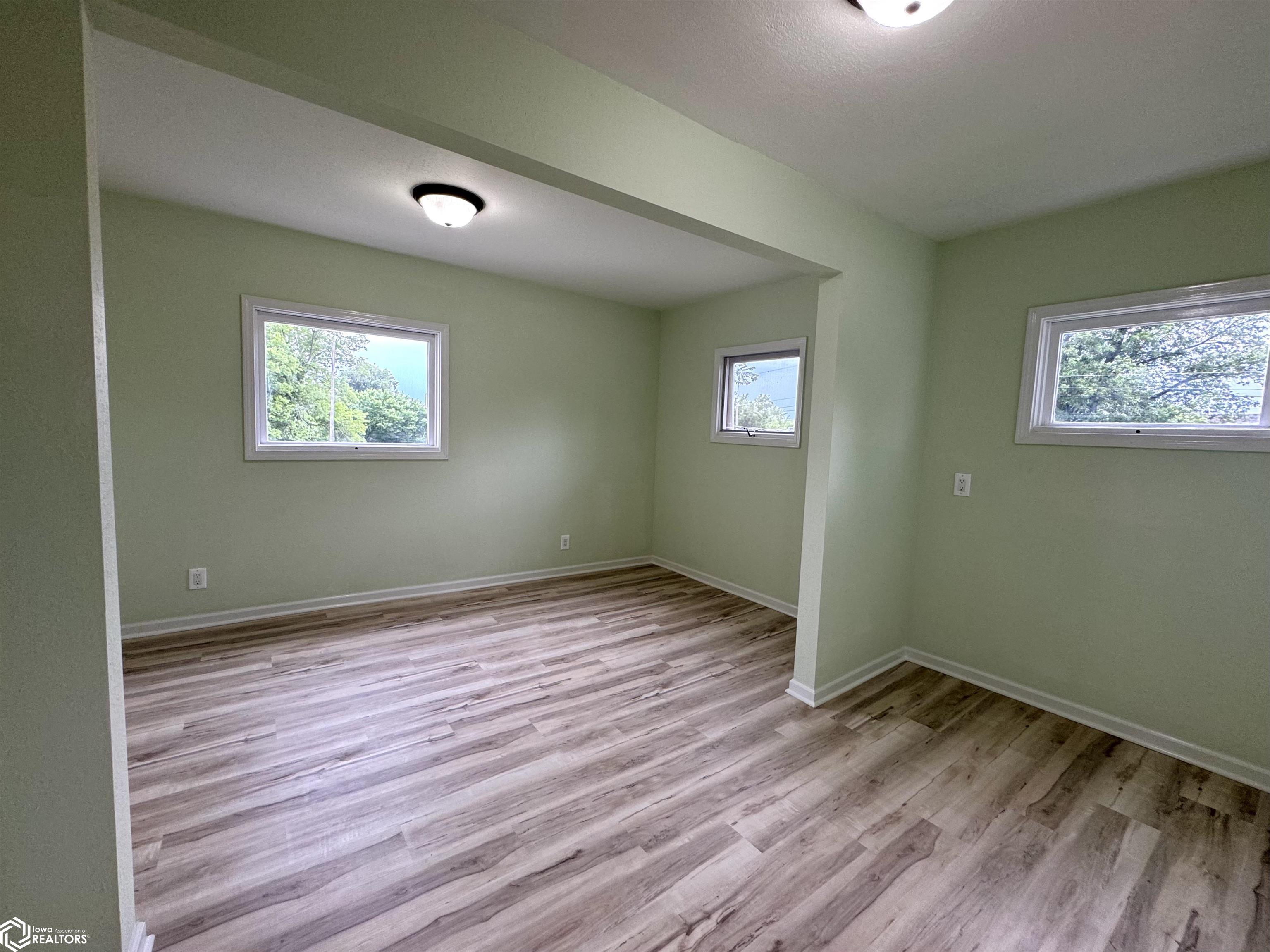 510 N Maple Street, Creston, Iowa image 40