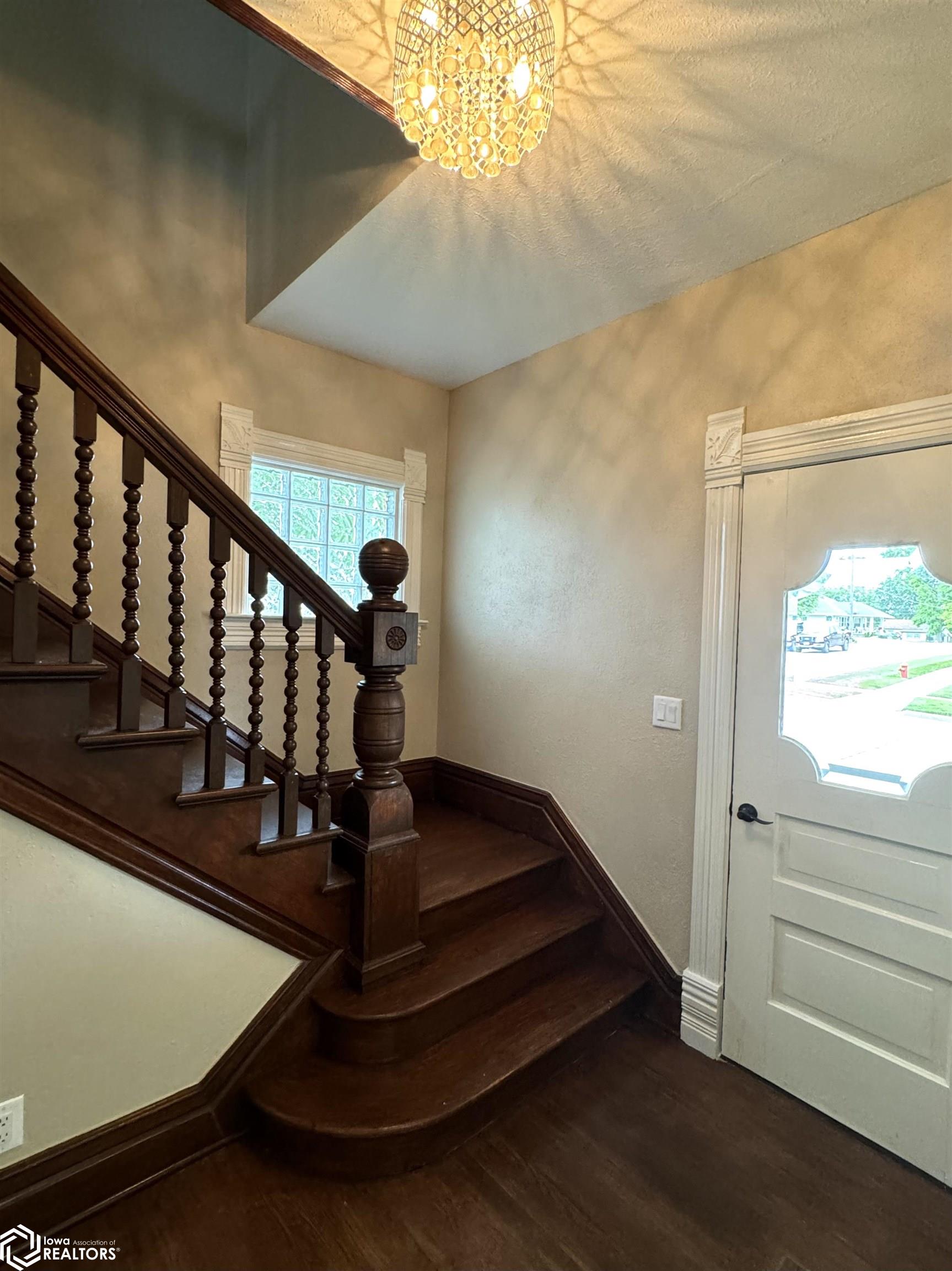 510 N Maple Street, Creston, Iowa image 6