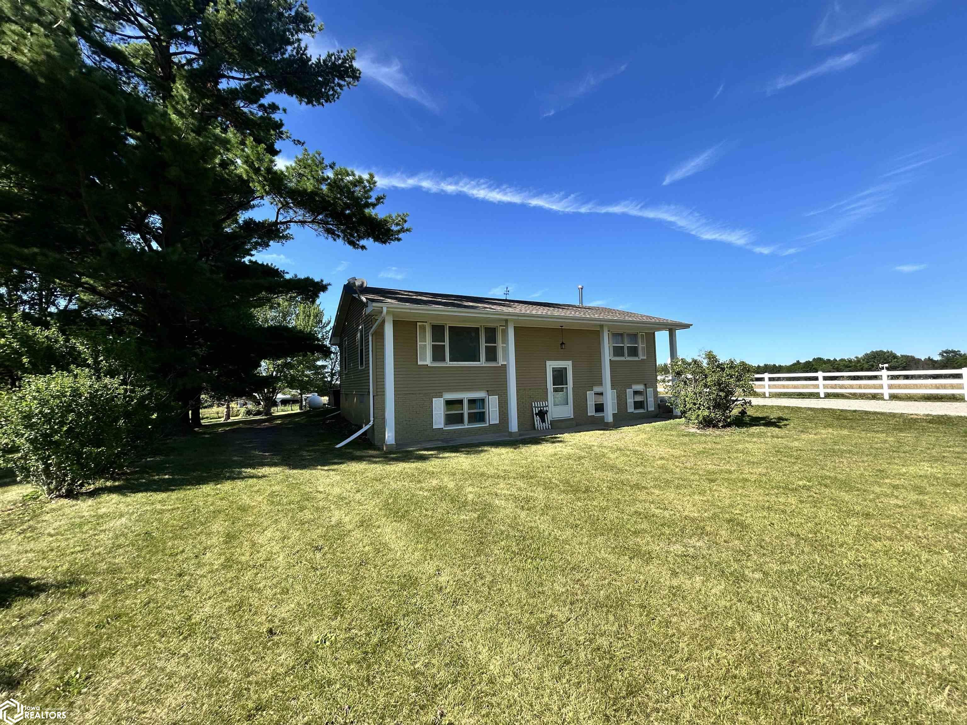 23234 195th Street, Bloomfield, Iowa image 2