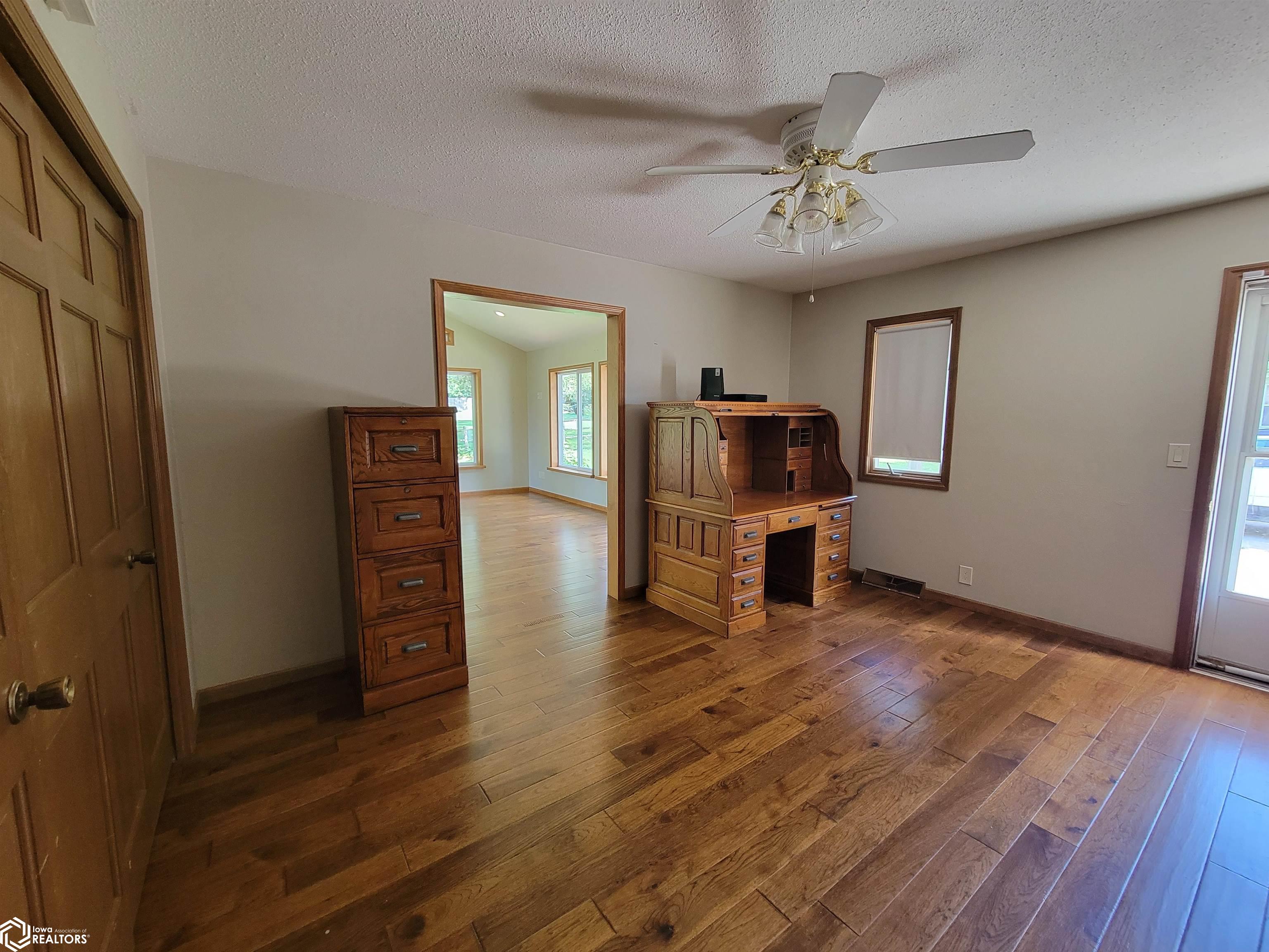 1408 Miller Avenue, Red Oak, Iowa image 23