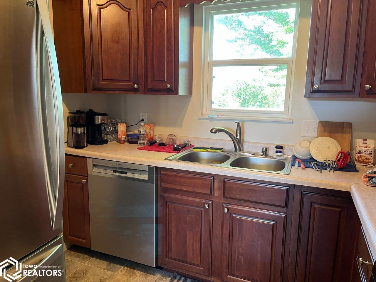 2503 Glasgow Road, Fairfield, Iowa image 12
