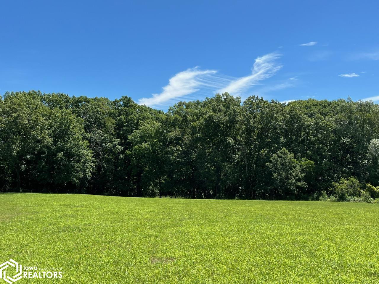 2503 Glasgow Road, Fairfield, Iowa image 3
