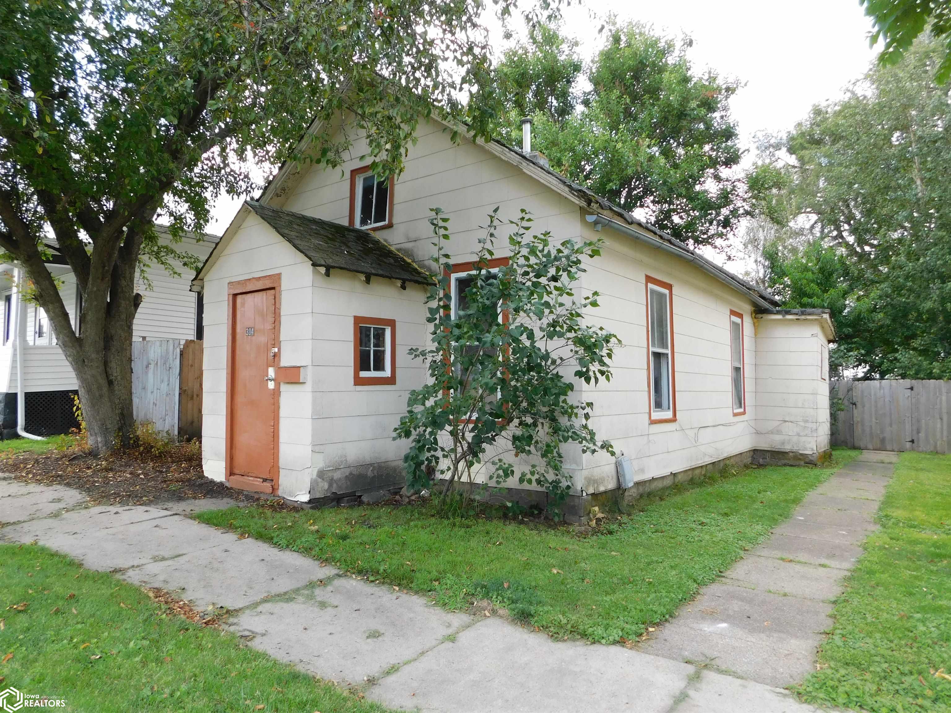 304 N Birch, Creston, Iowa image 16