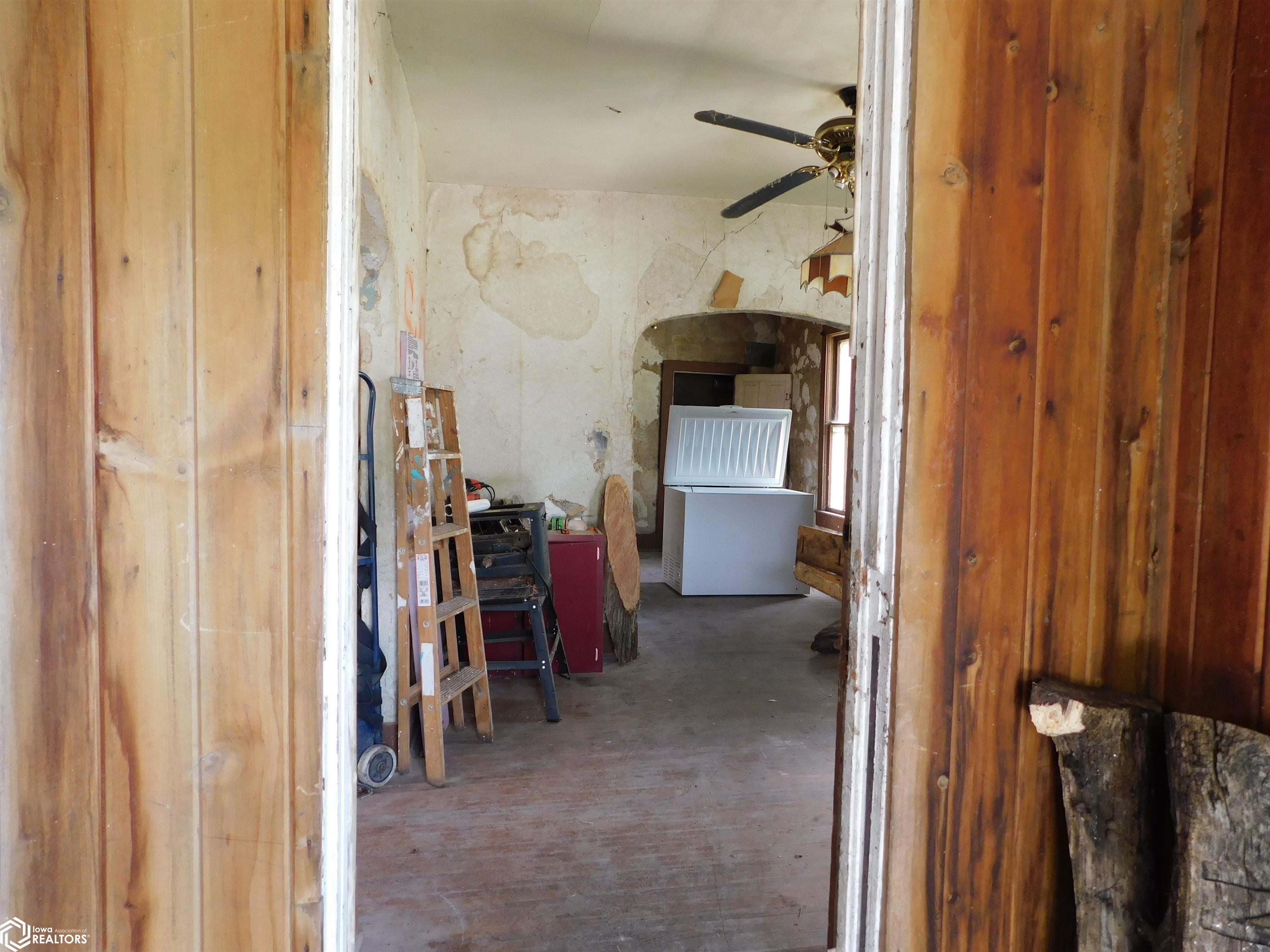 304 N Birch, Creston, Iowa image 17