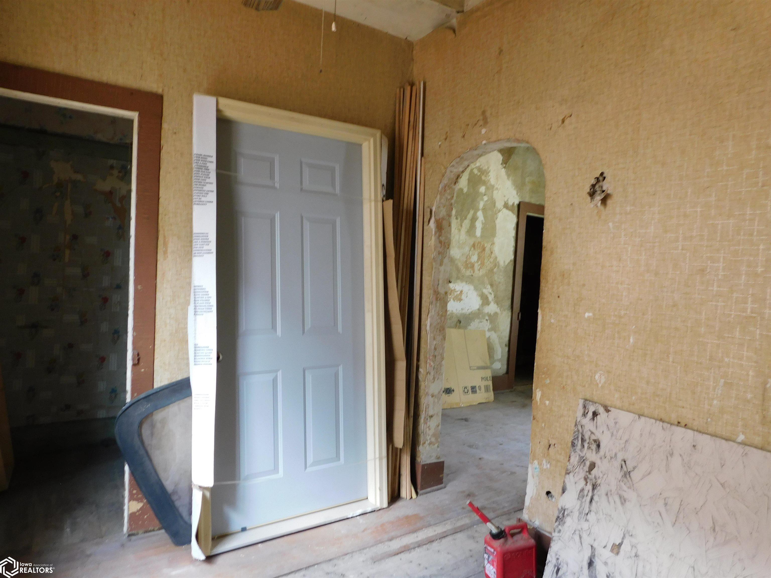 304 N Birch, Creston, Iowa image 21
