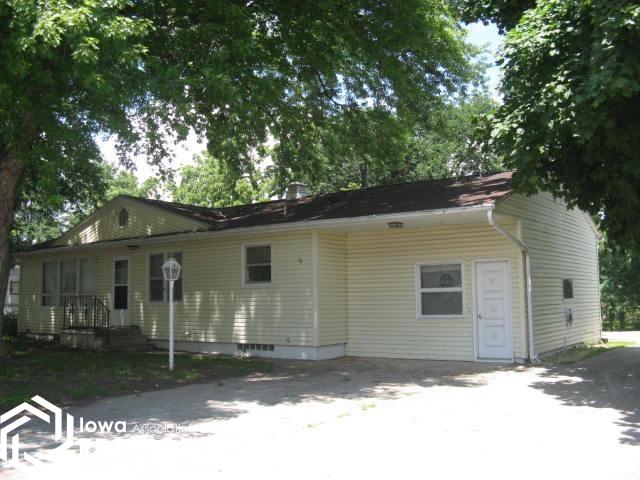 58 Court Sq., Pocahontas, Iowa image 1